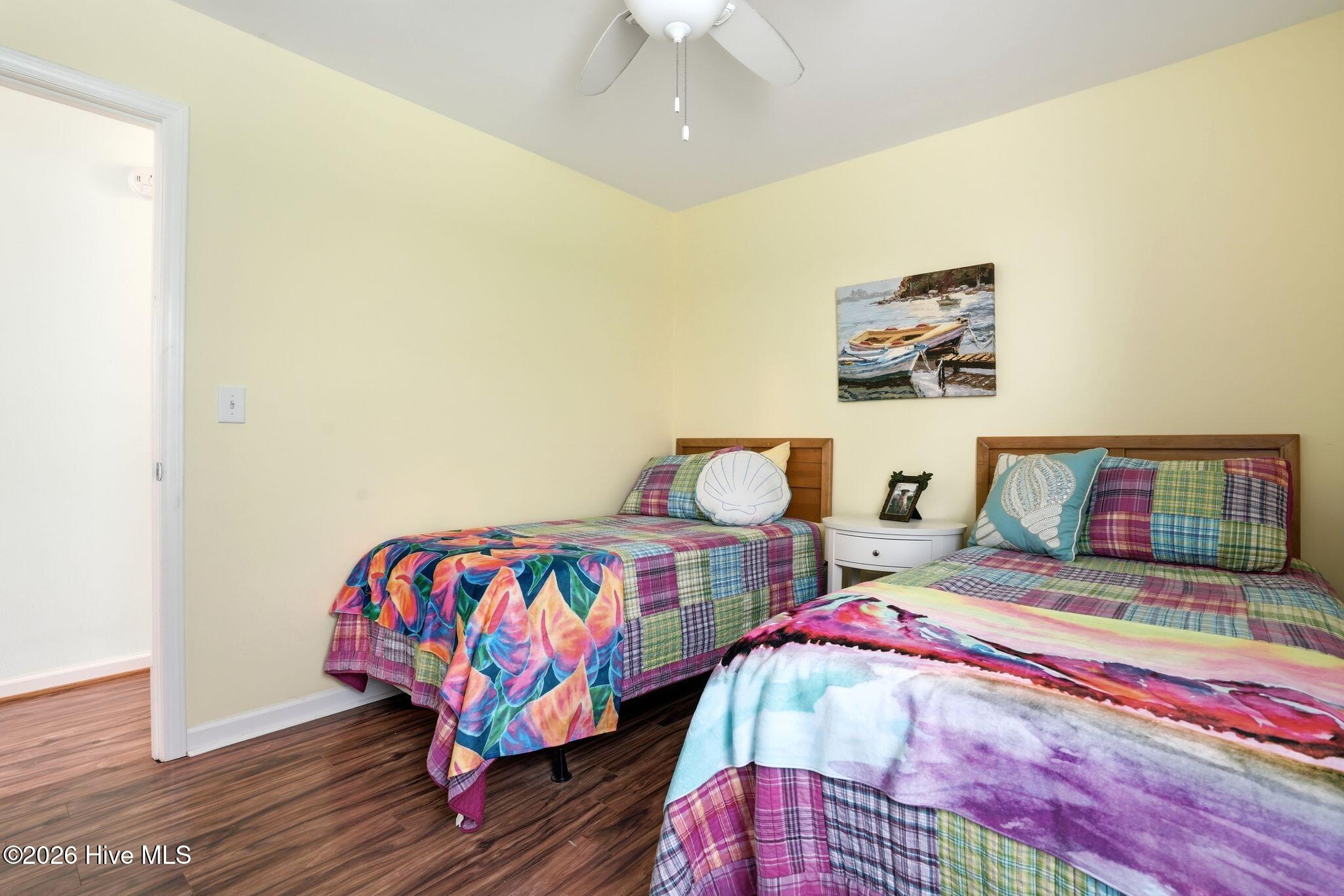 100557283 | Photo 27