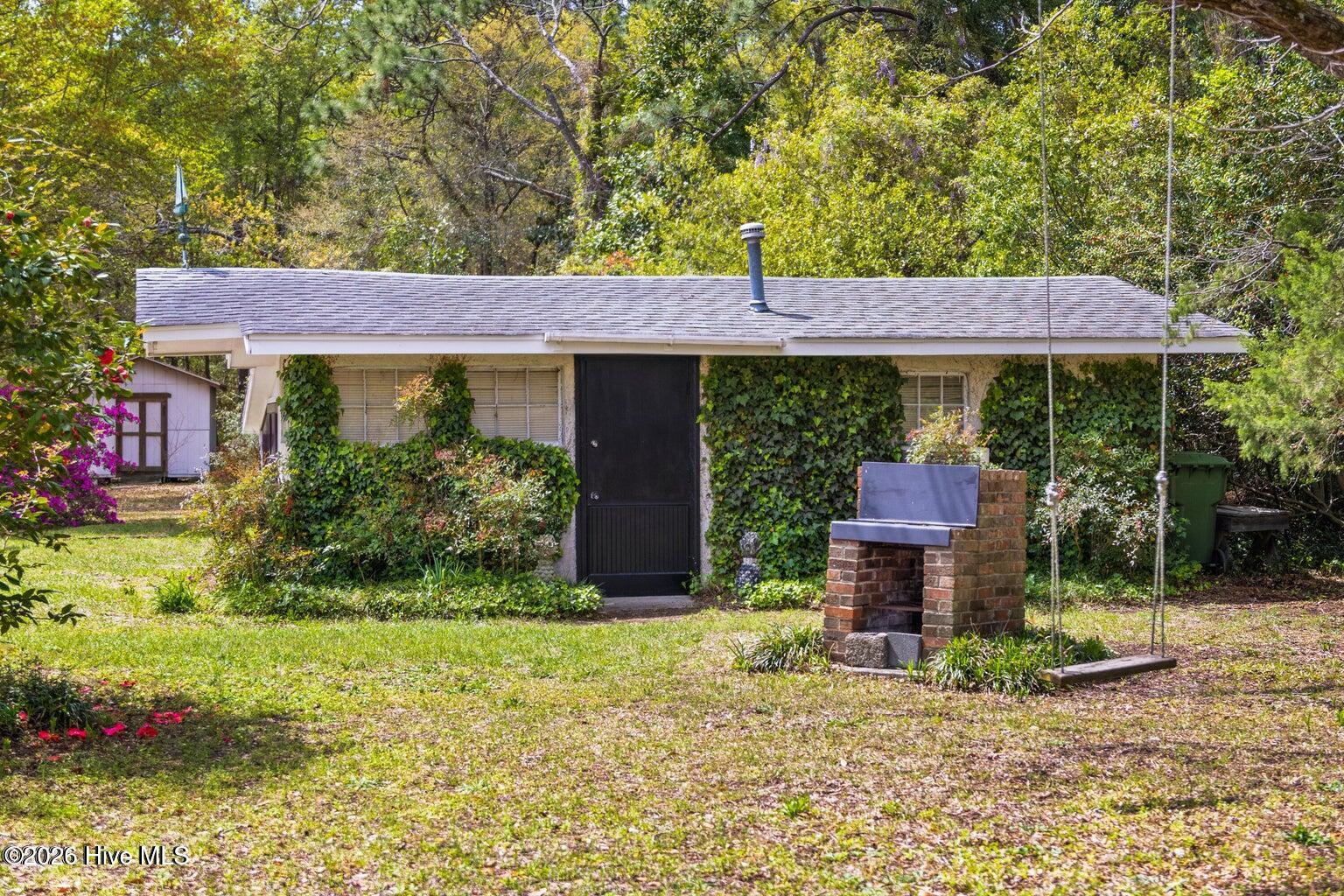 100548407 | Photo 17