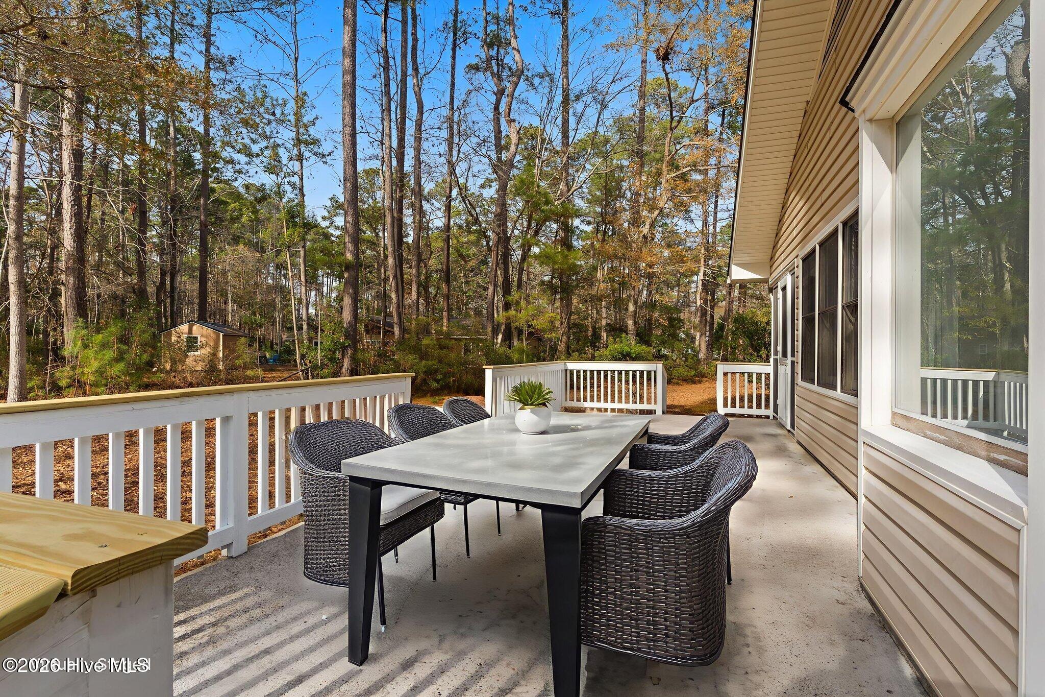 100547566 | Photo 43