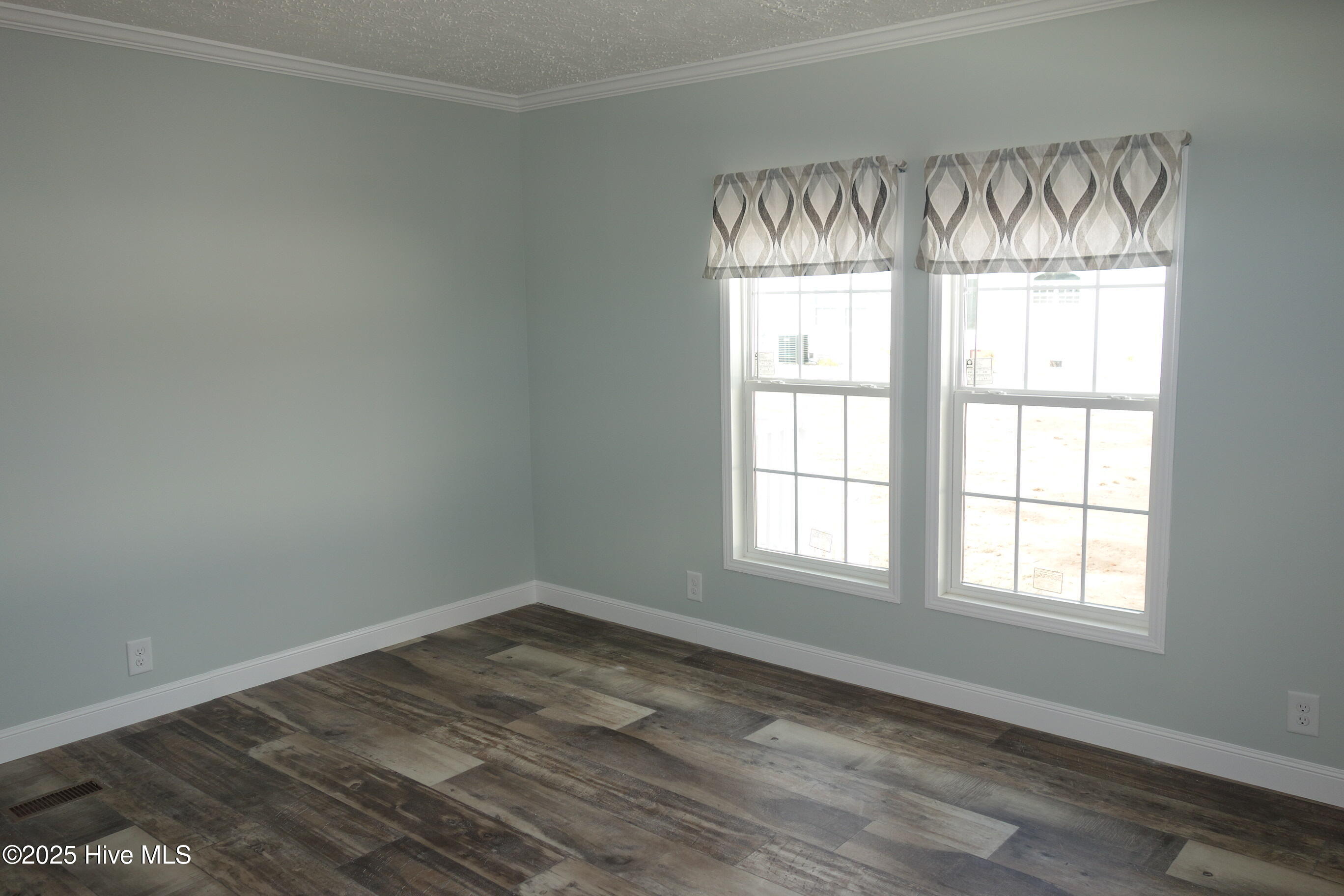 100487552 | Photo 16