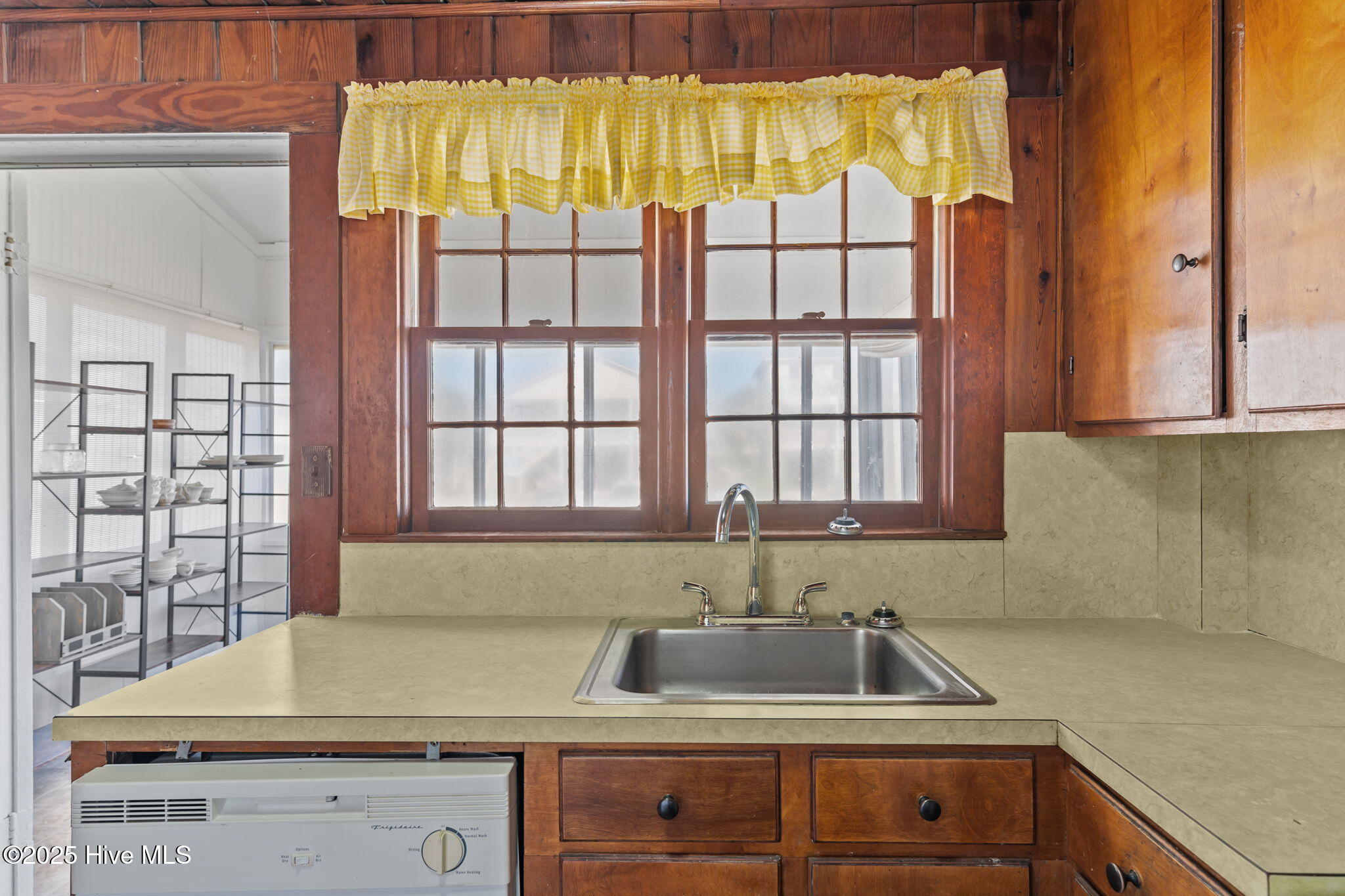 100539886 | Photo 17