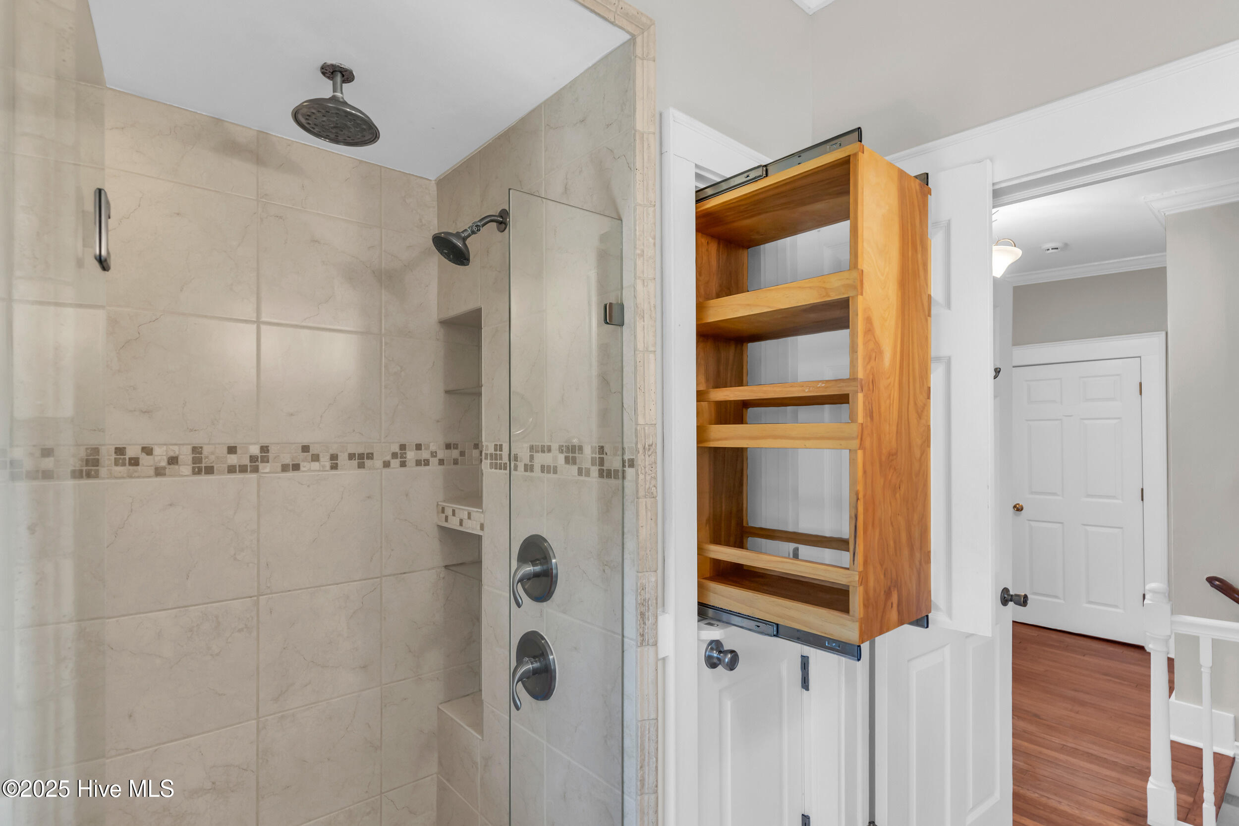 100514178 | Photo 31