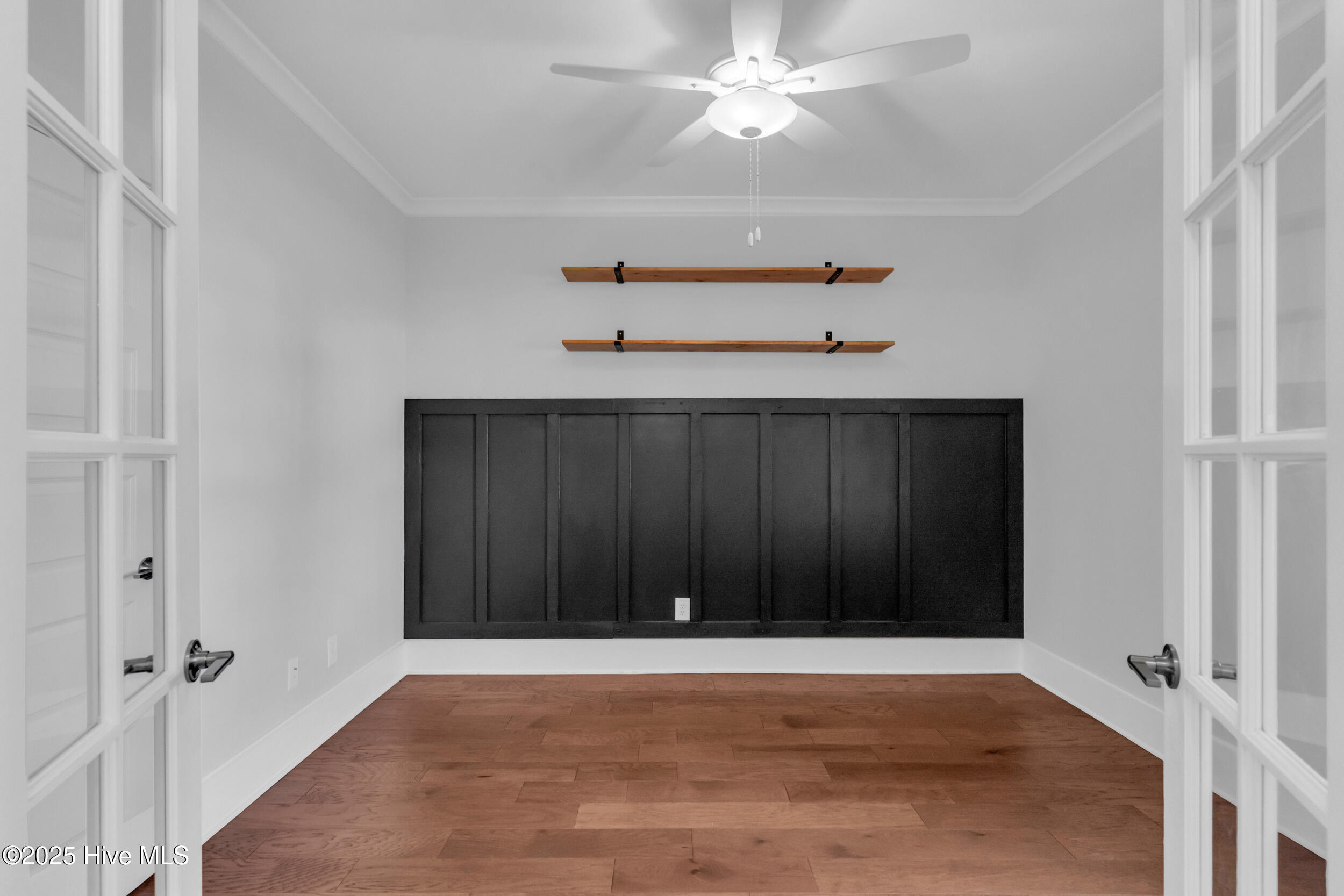 100535117 | Photo 26