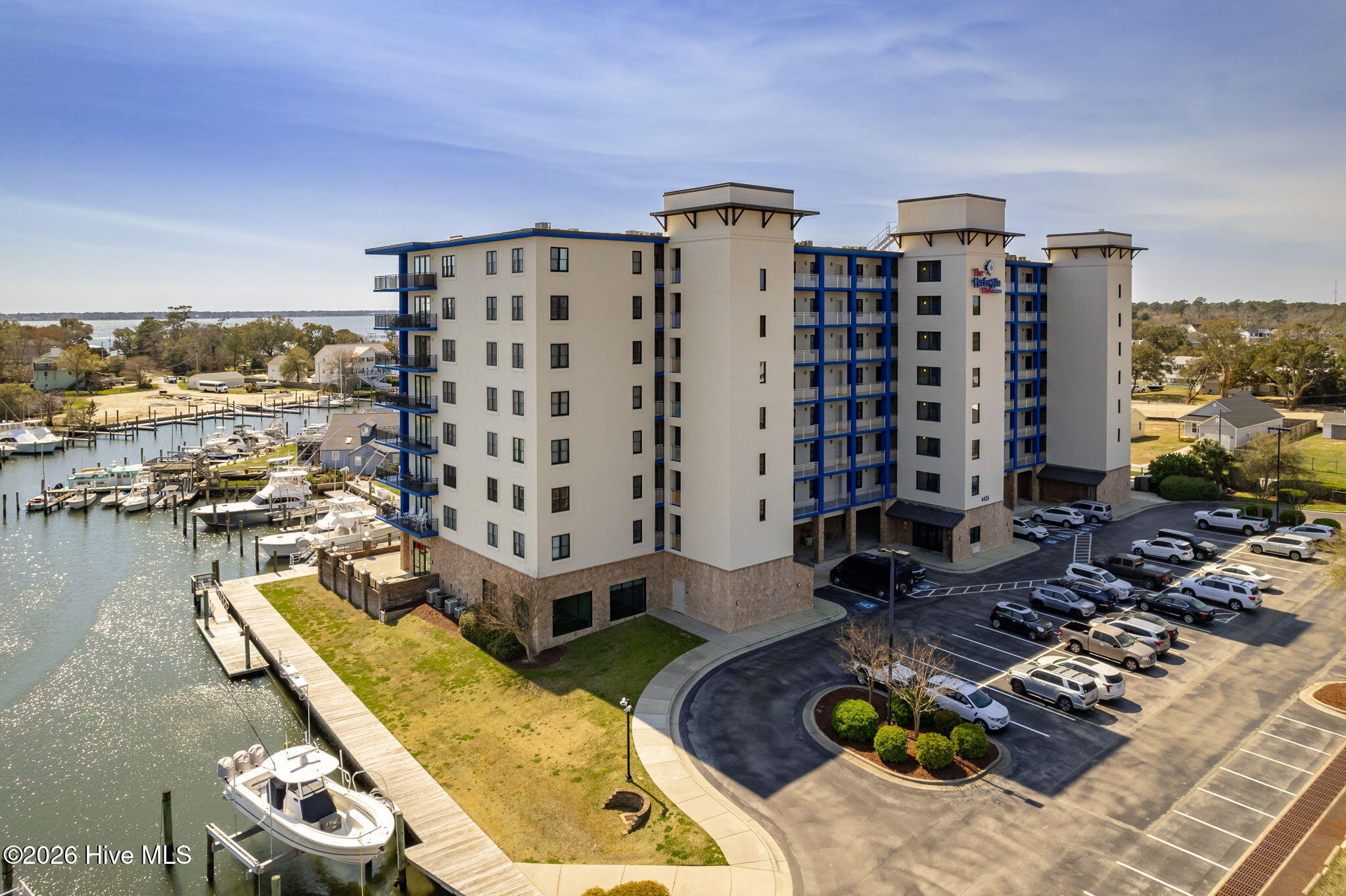 4425 Arendell 402 Harborside Club,Morehead City