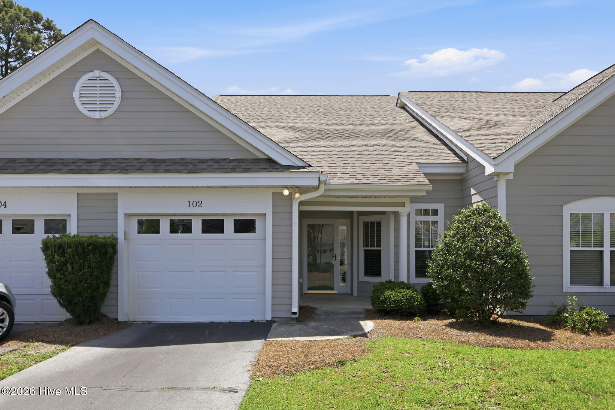 102 Oleander Court,Morehead City