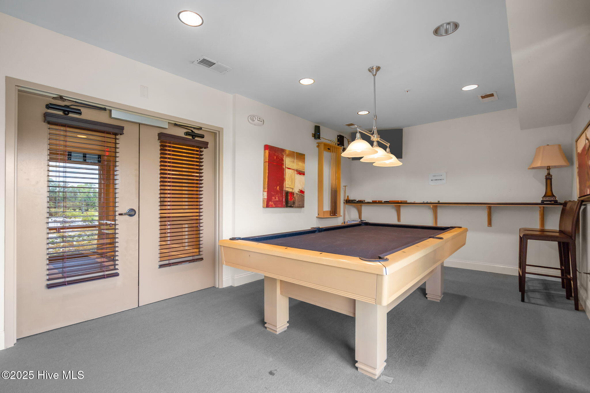 100525076 | Photo 45