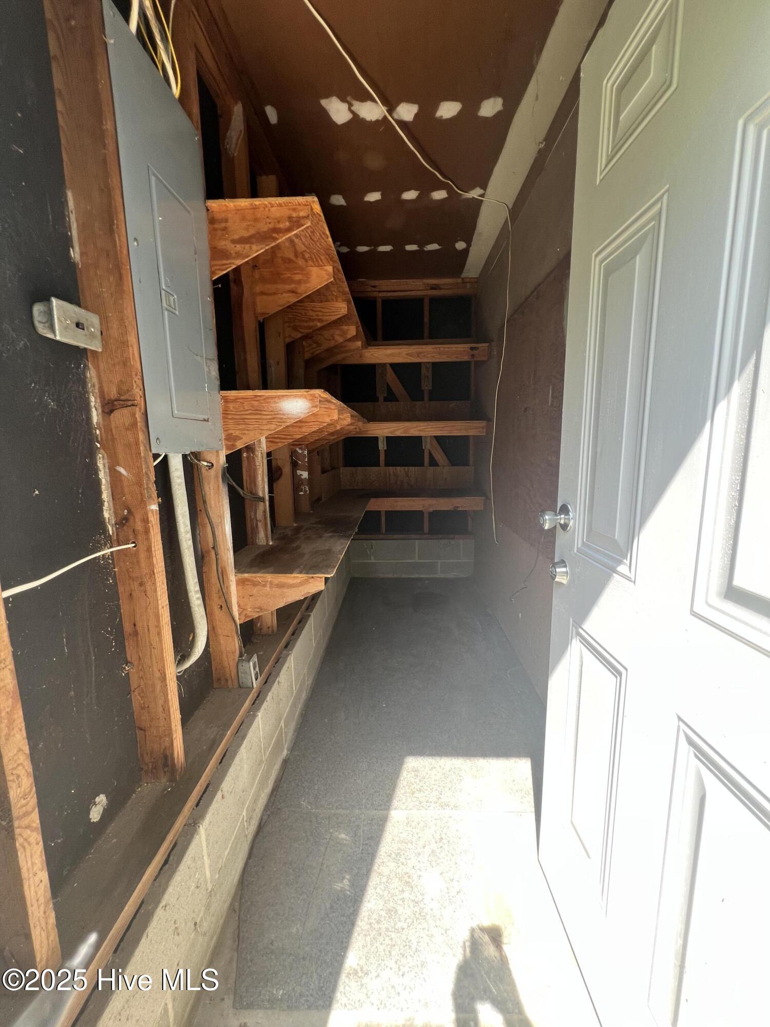 2505 Beechwood Drive