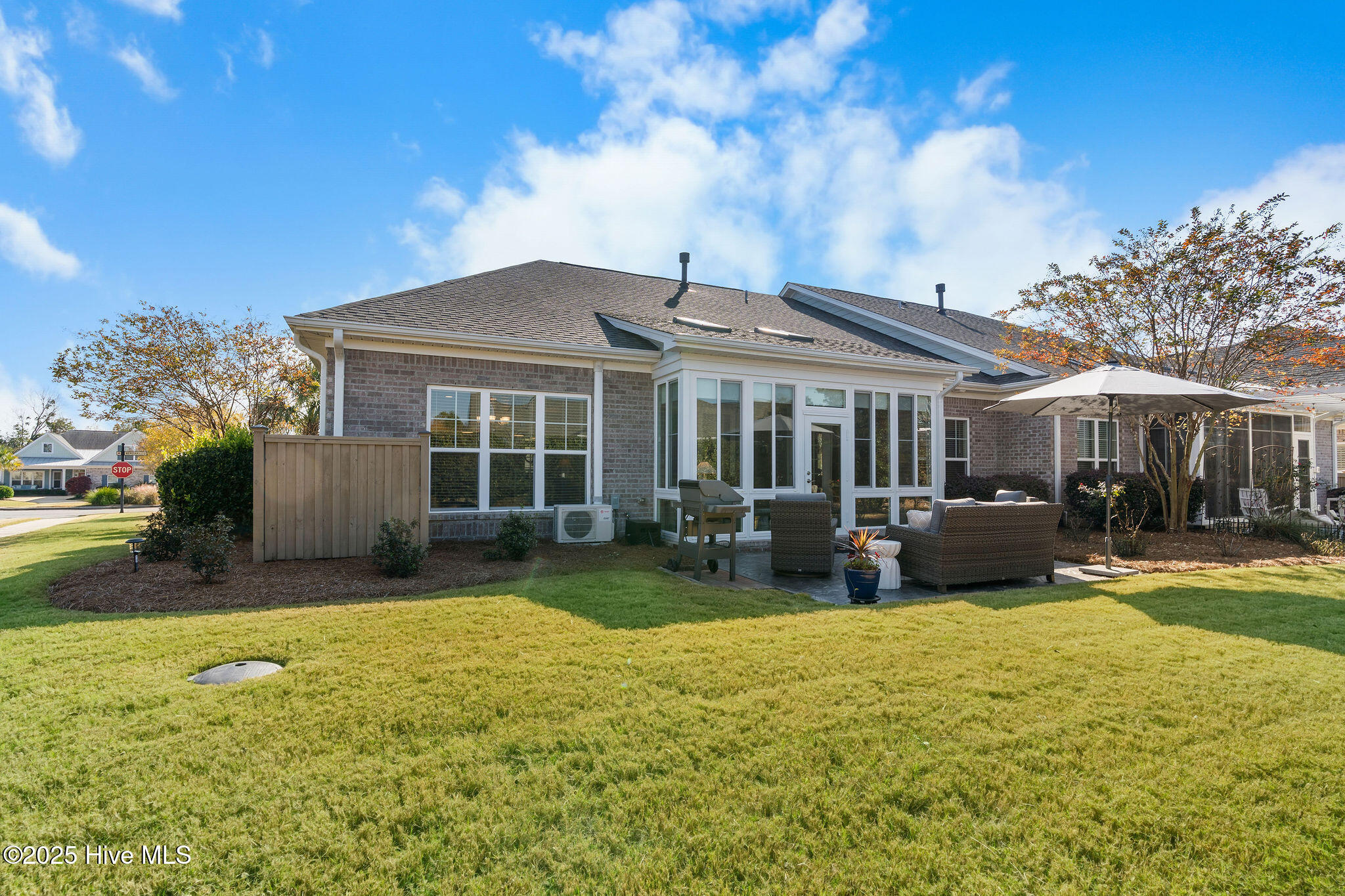 100542604 | Photo 50