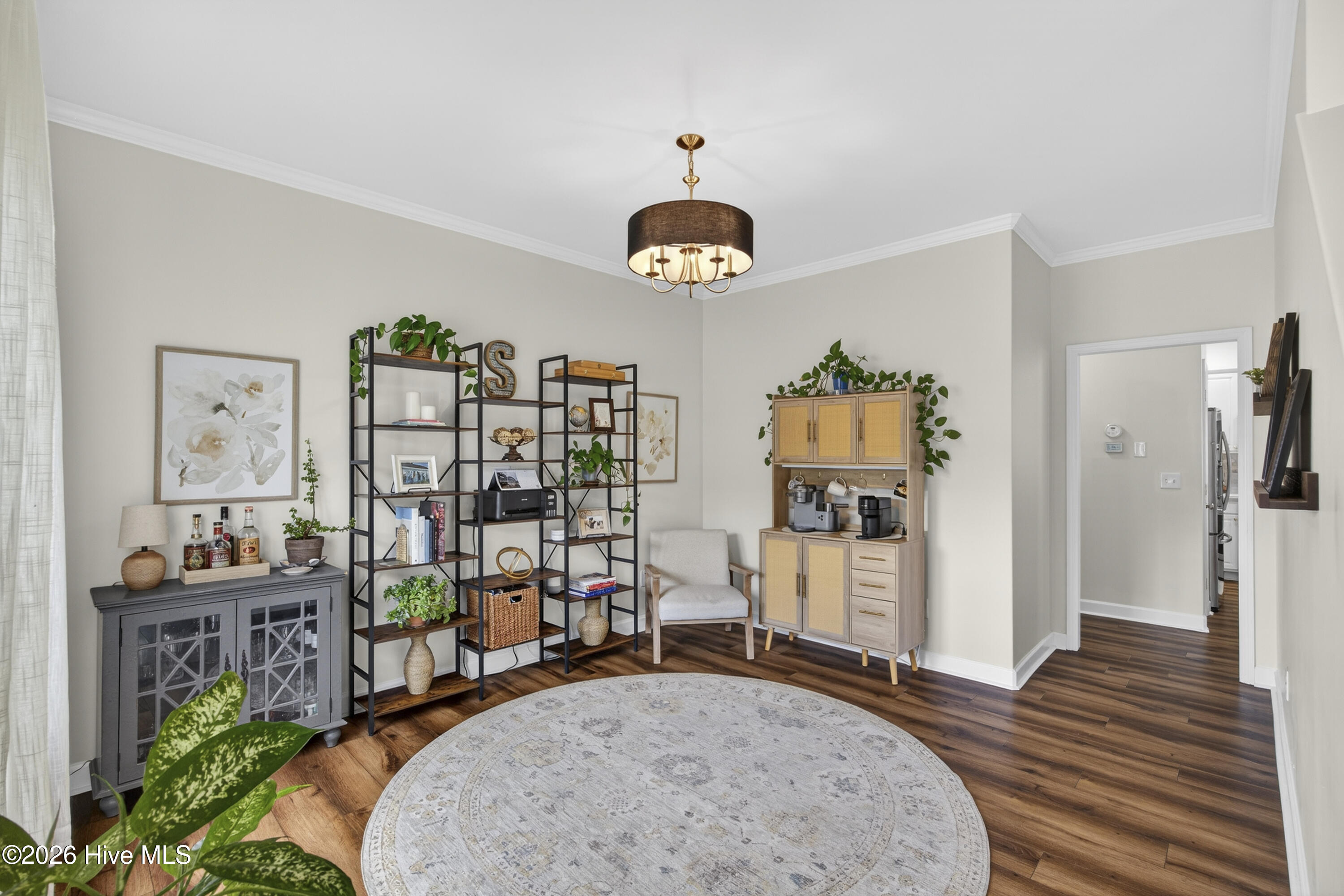 100565225 | Photo 30