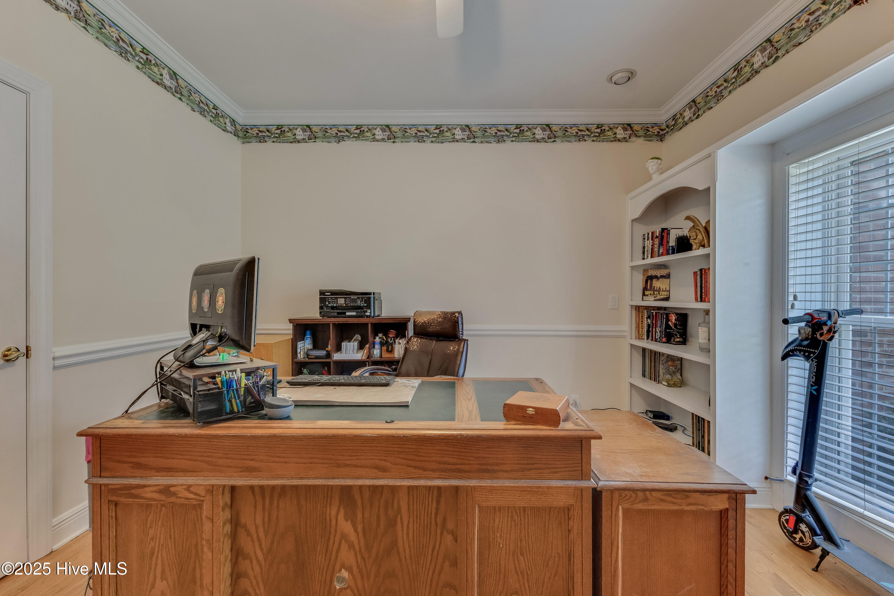 100517619 | Photo 30