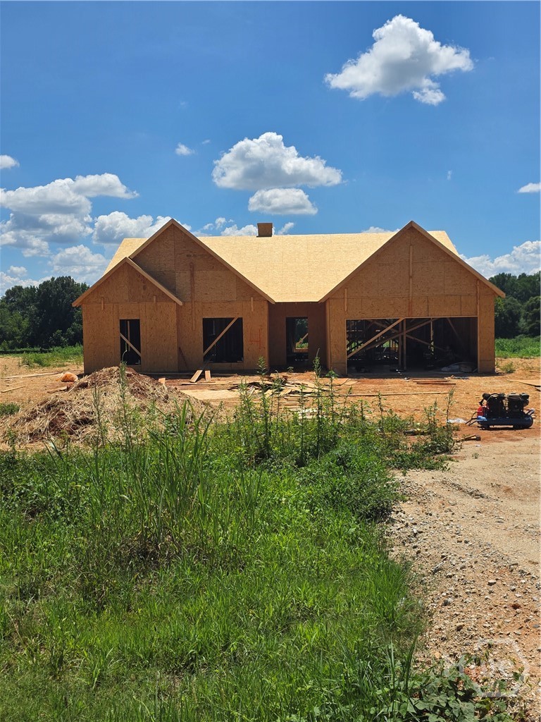 Property at 616 Seed Cleaner Road