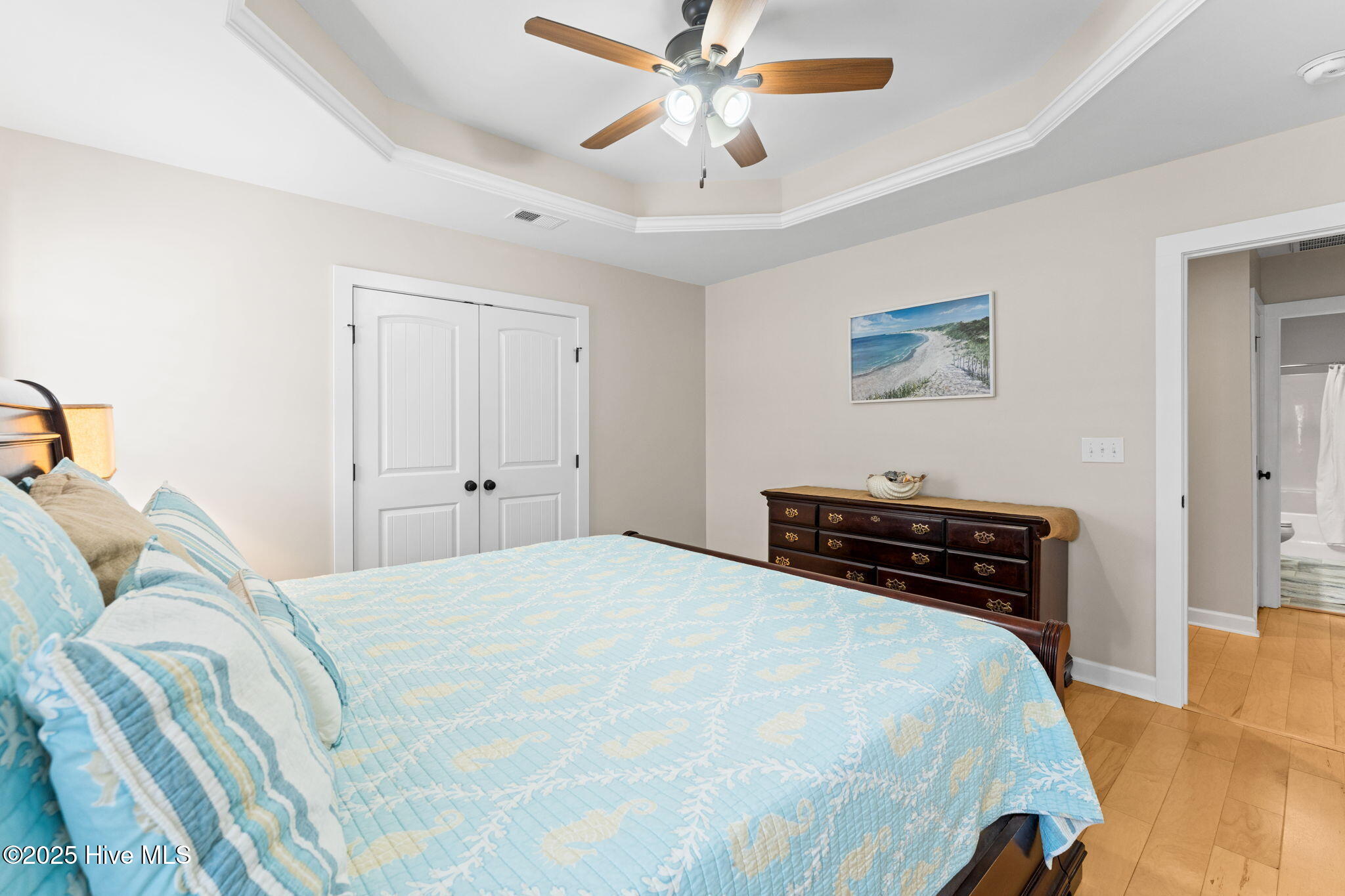 100538896 | Photo 21