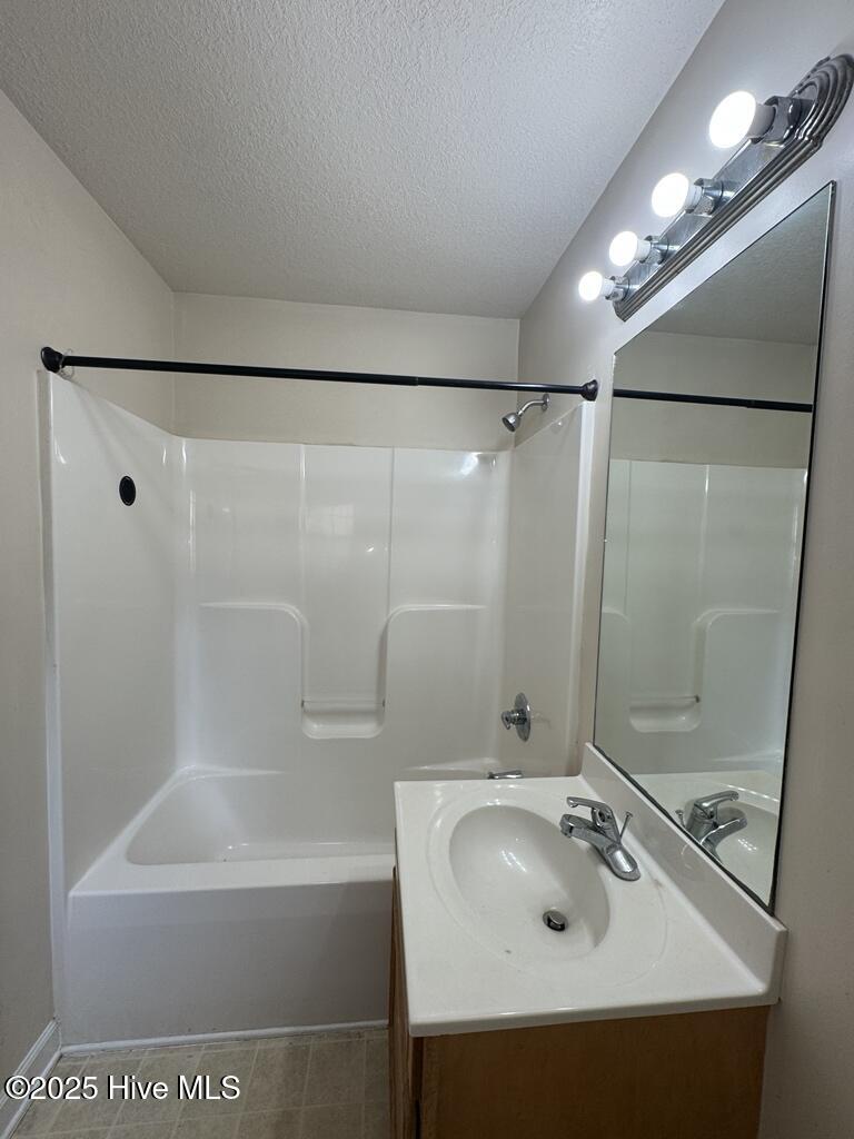 100545202 | Photo 10