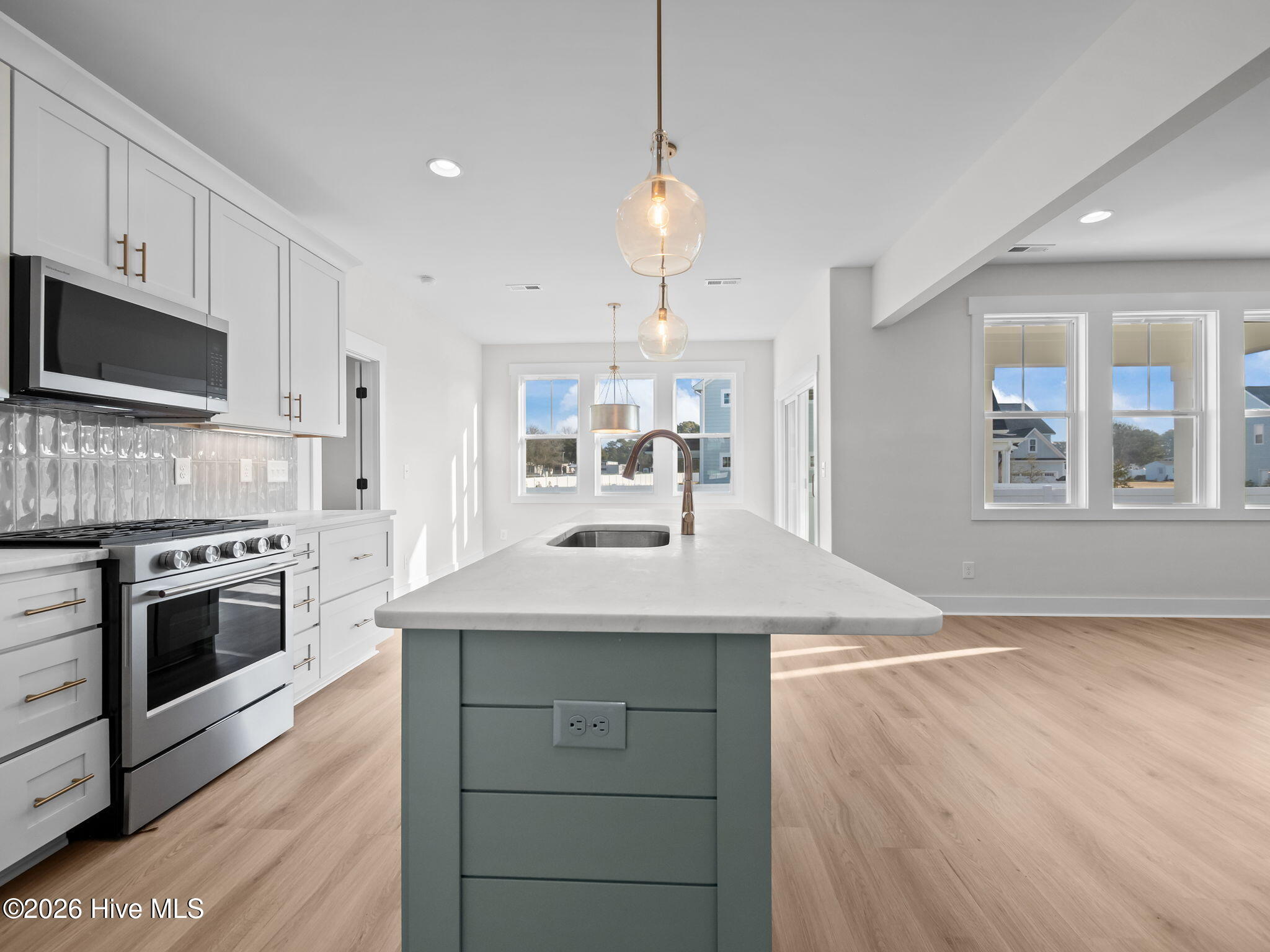 100543502 | Photo 17