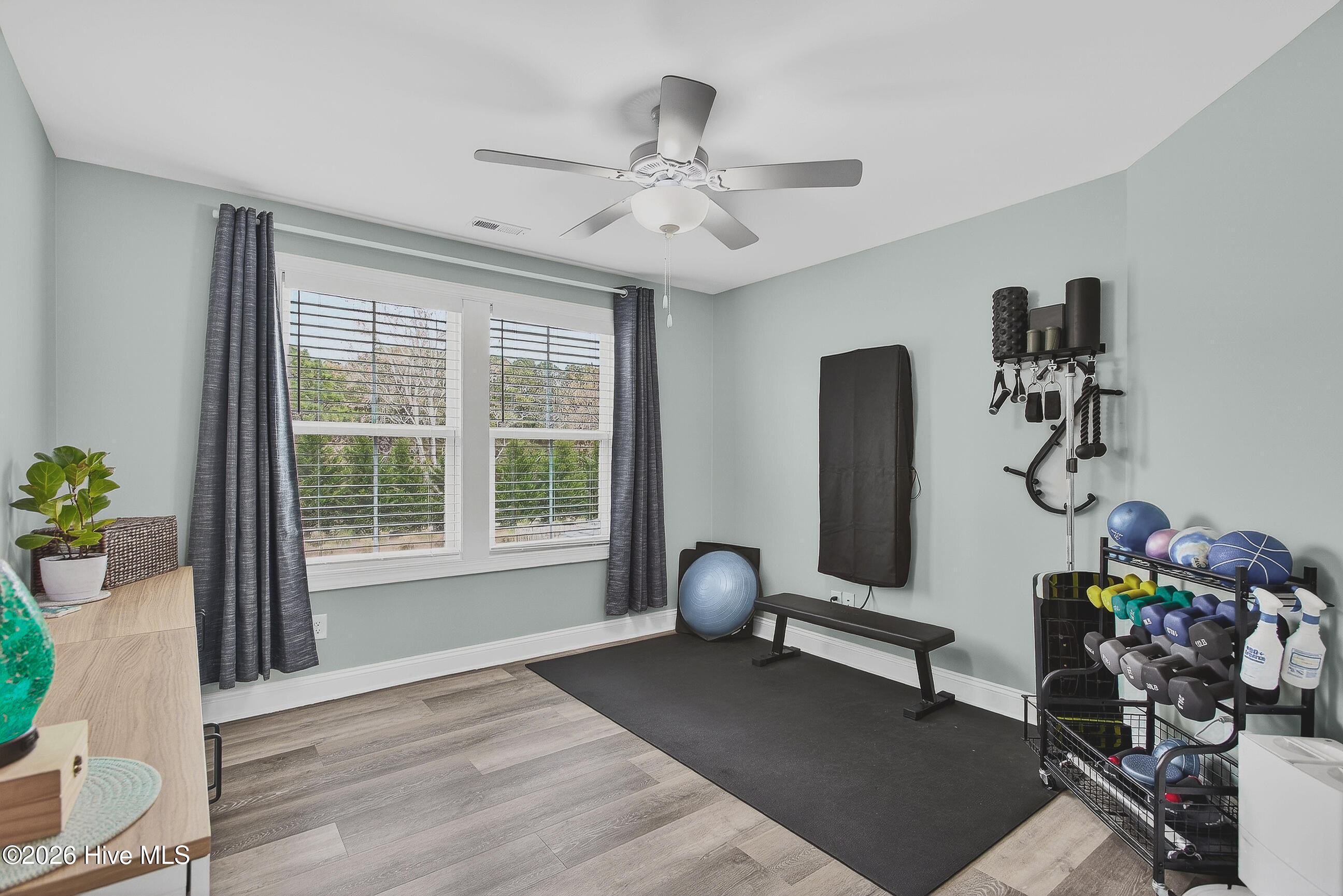 100563505 | Photo 34