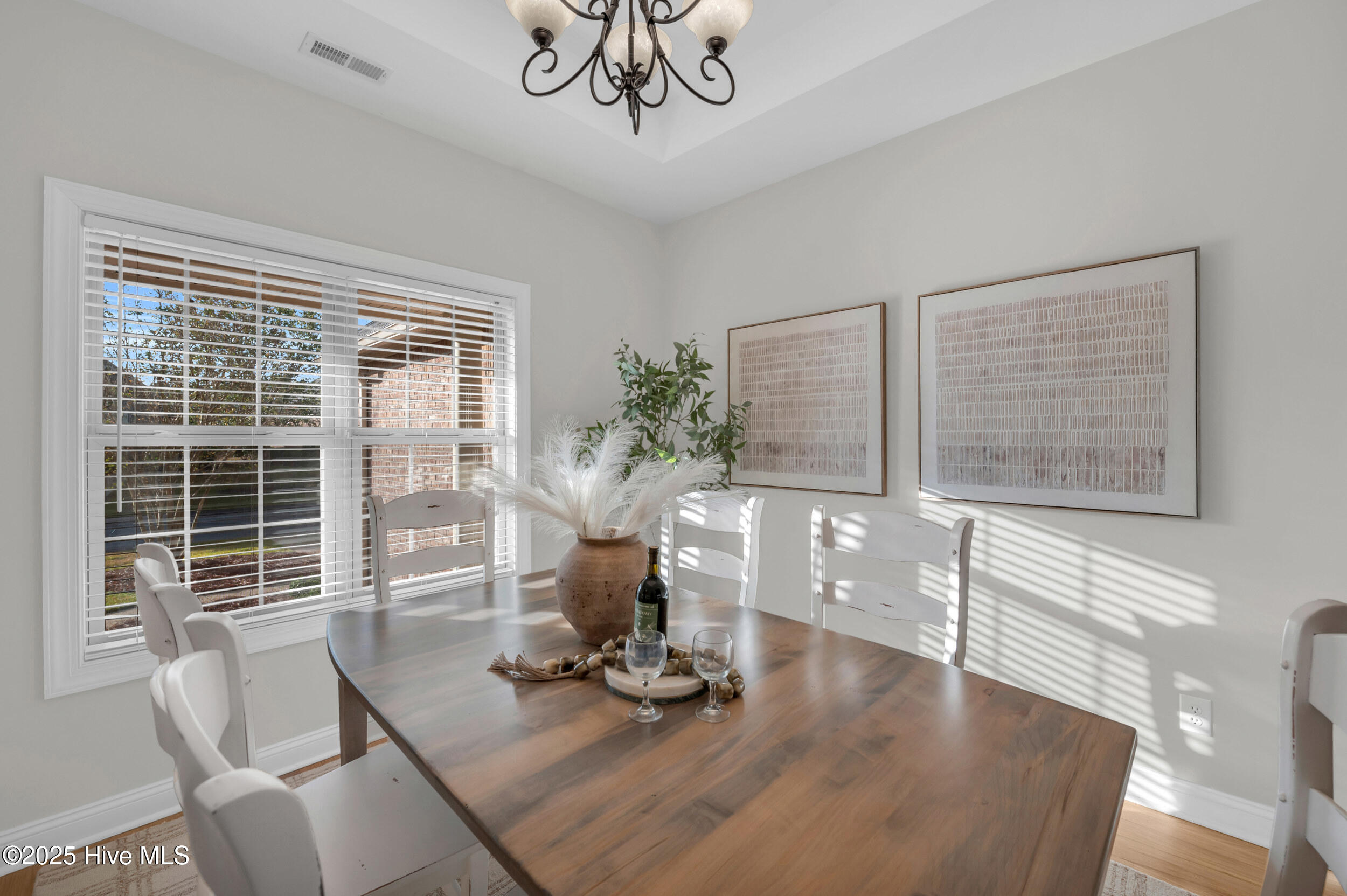 100539518 | Photo 22