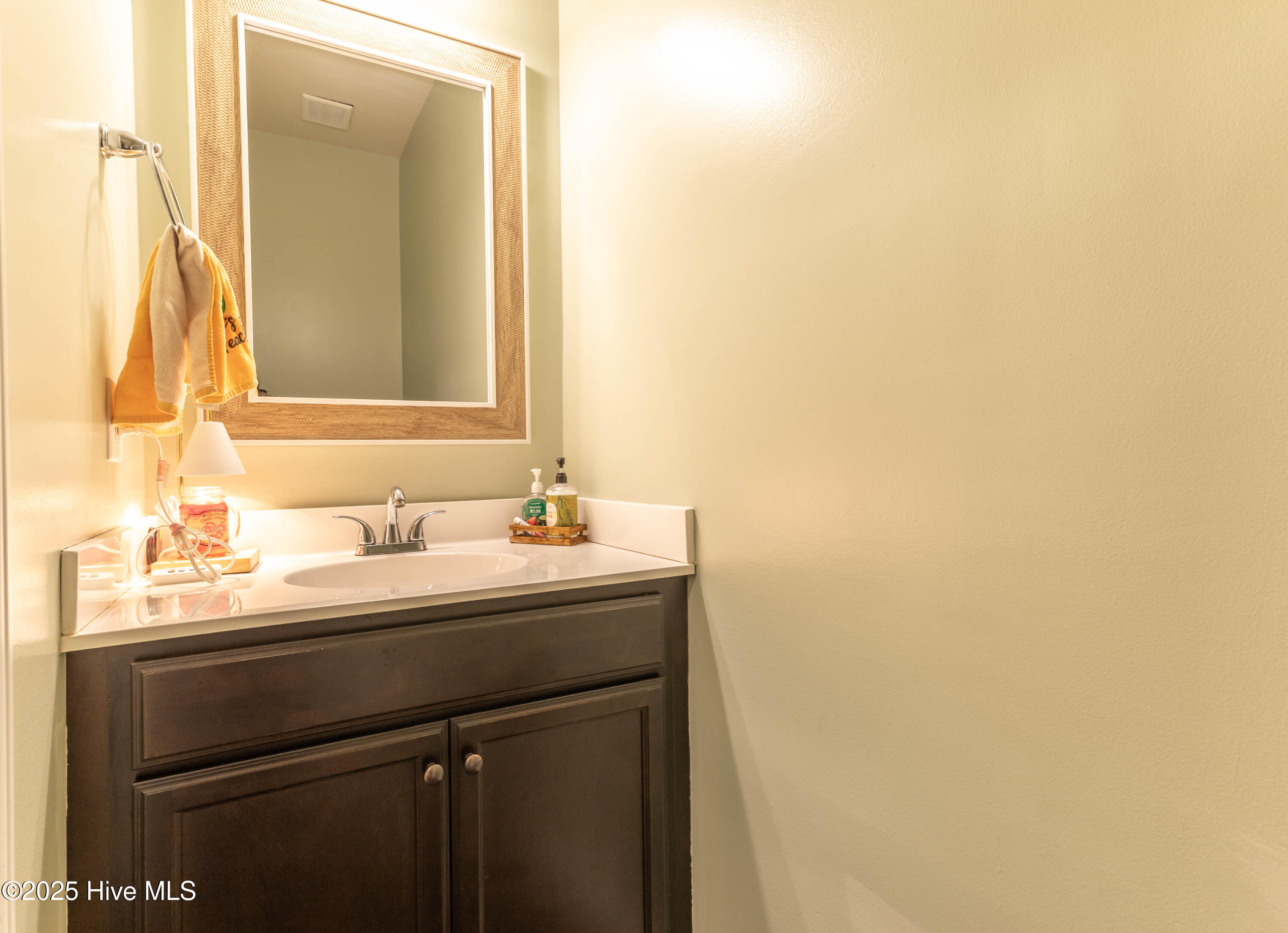 100542284 | Photo 13