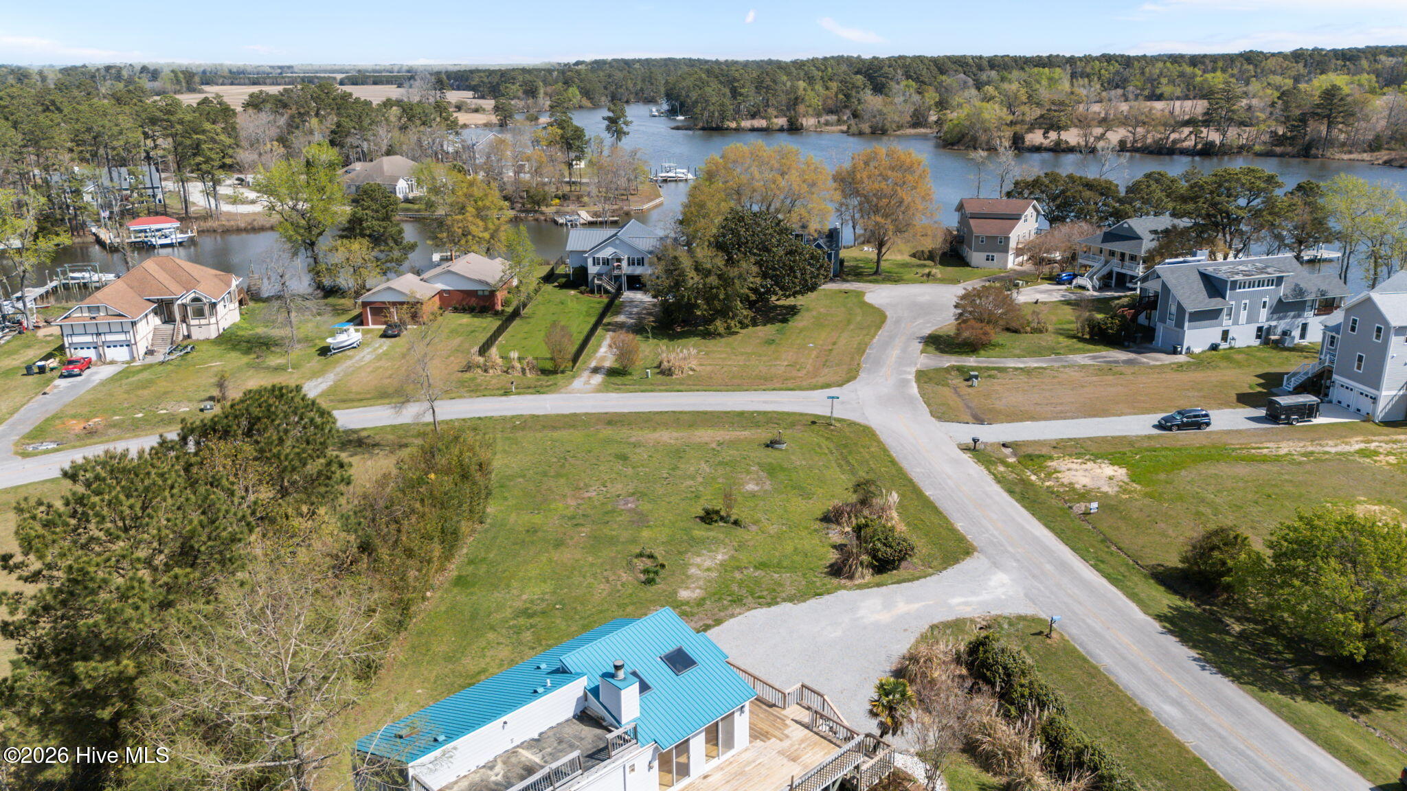 2027 Blackbeard Drive, Oriental, NC, 28571