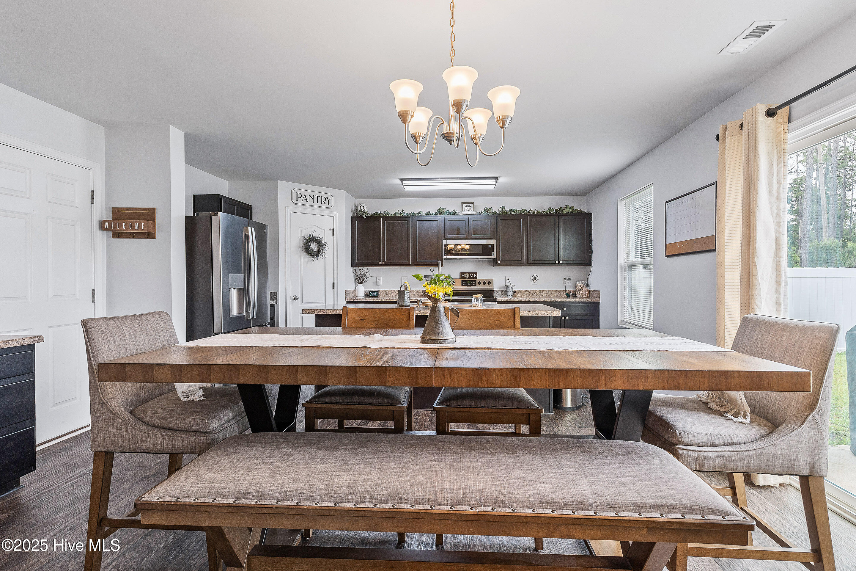 100510114 | Photo 35