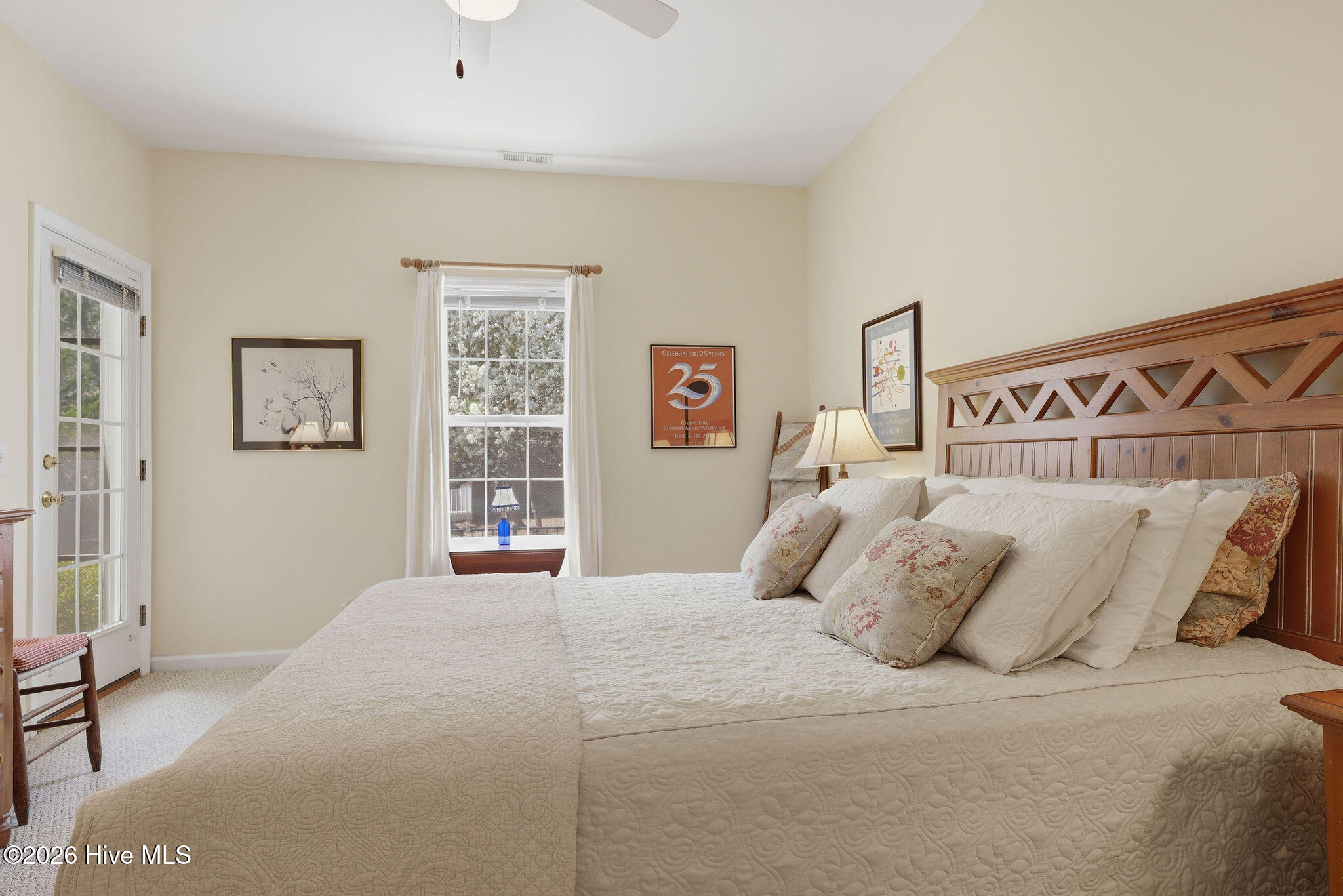 100560993 | Photo 27