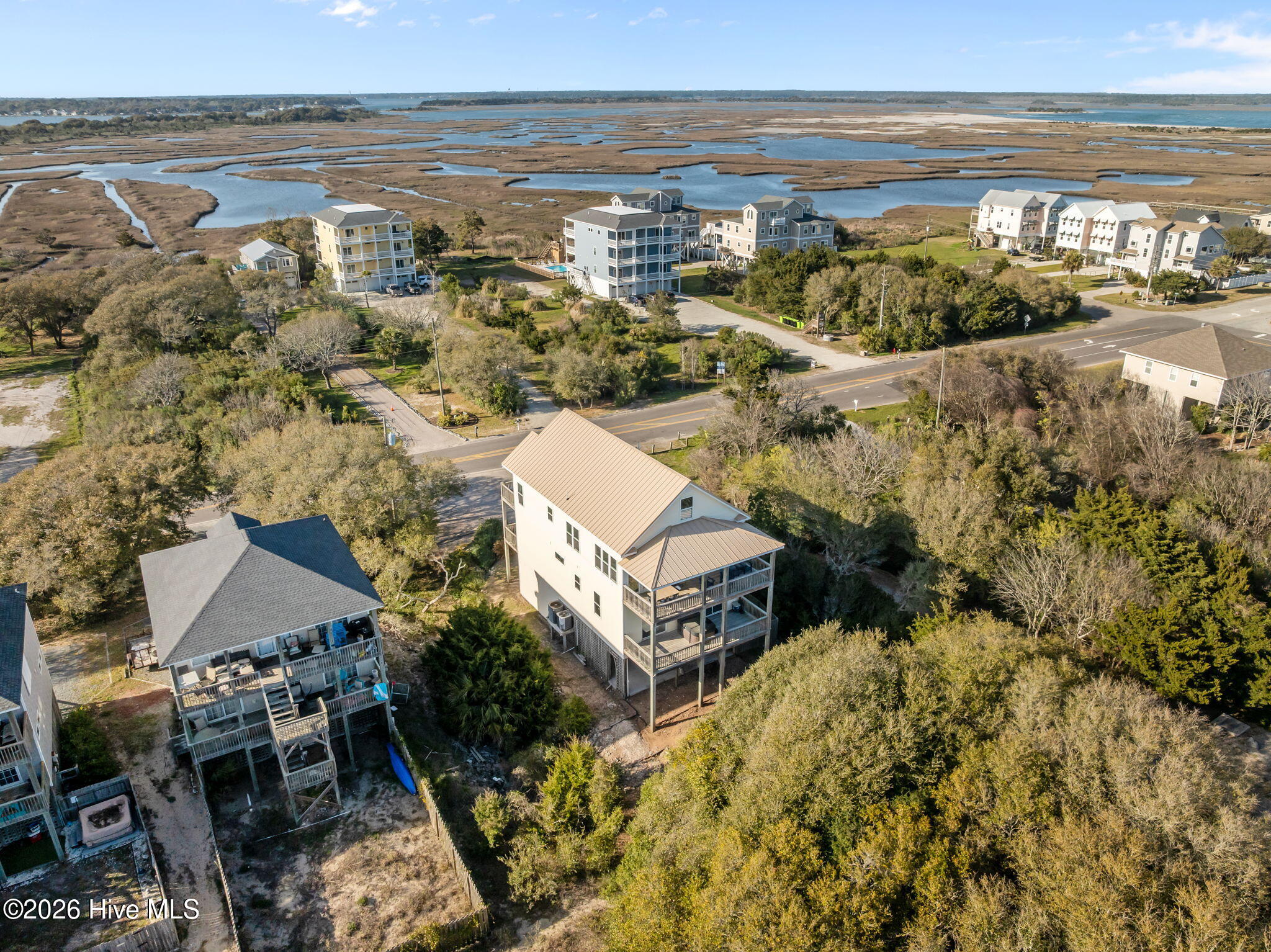 100565208 | Photo 63