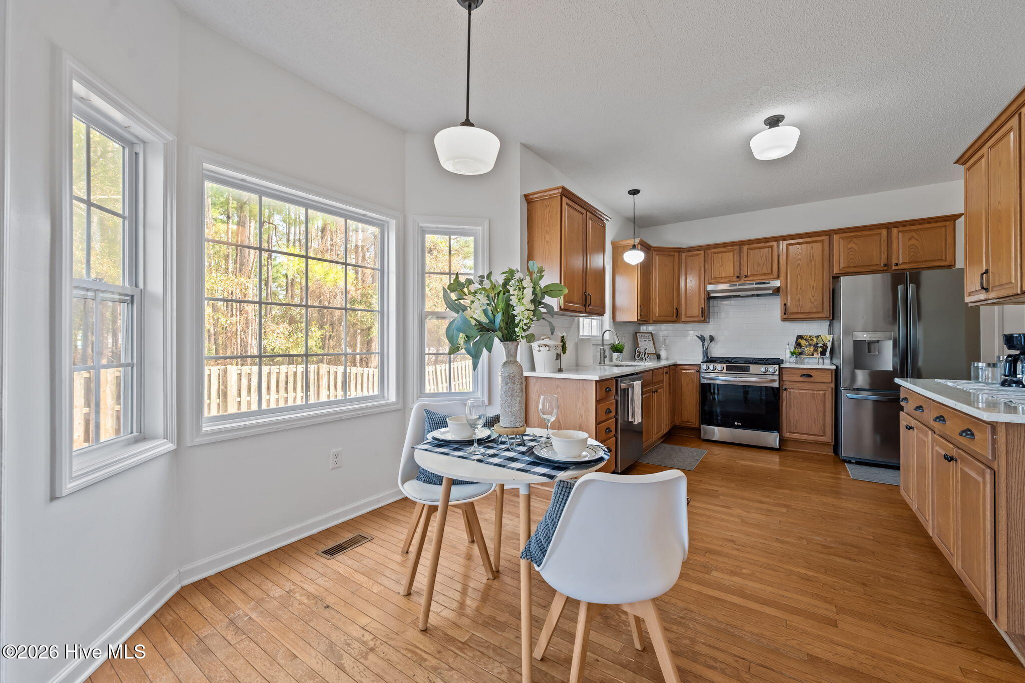 100547961 | Photo 11