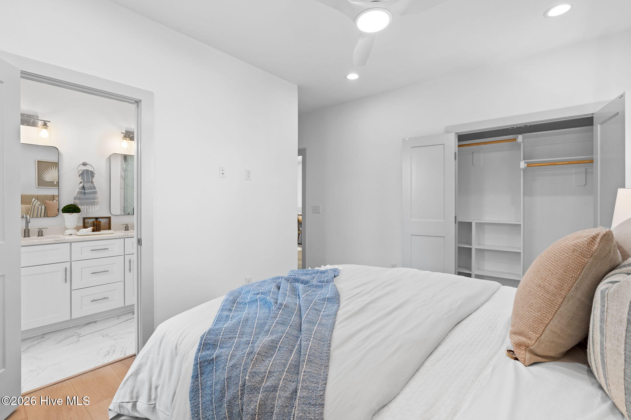 100541955 | Photo 20