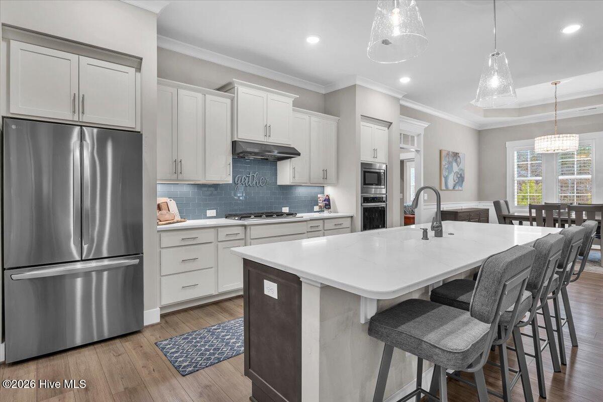 100558709 | Photo 23