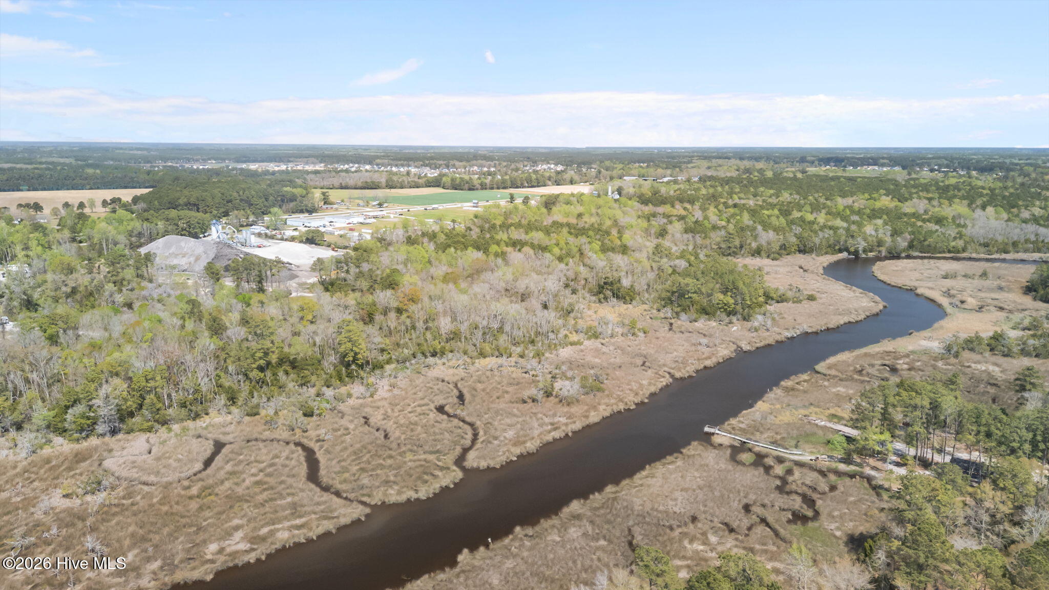 100567826 | Photo 24