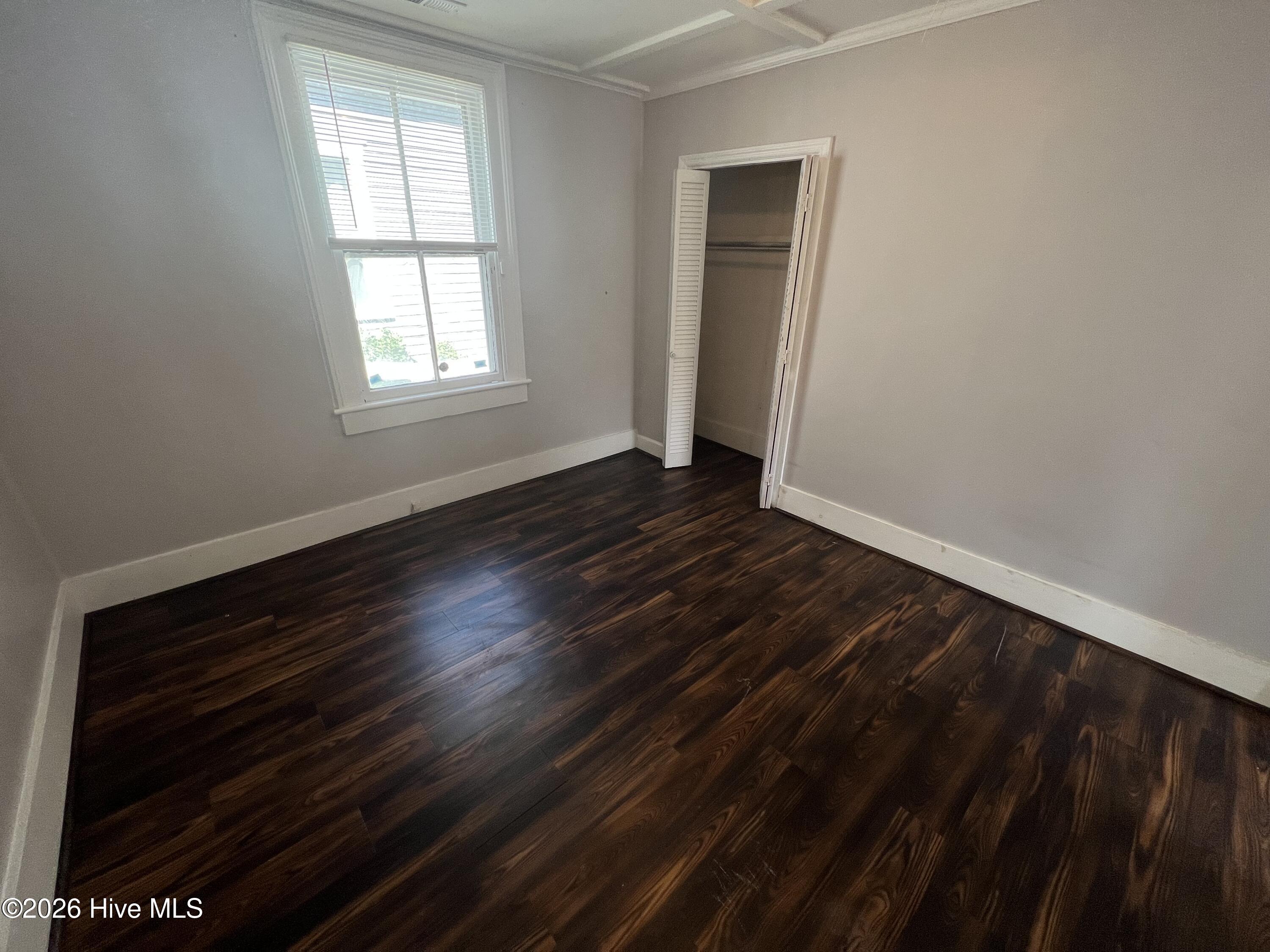 100554862 | Photo 17