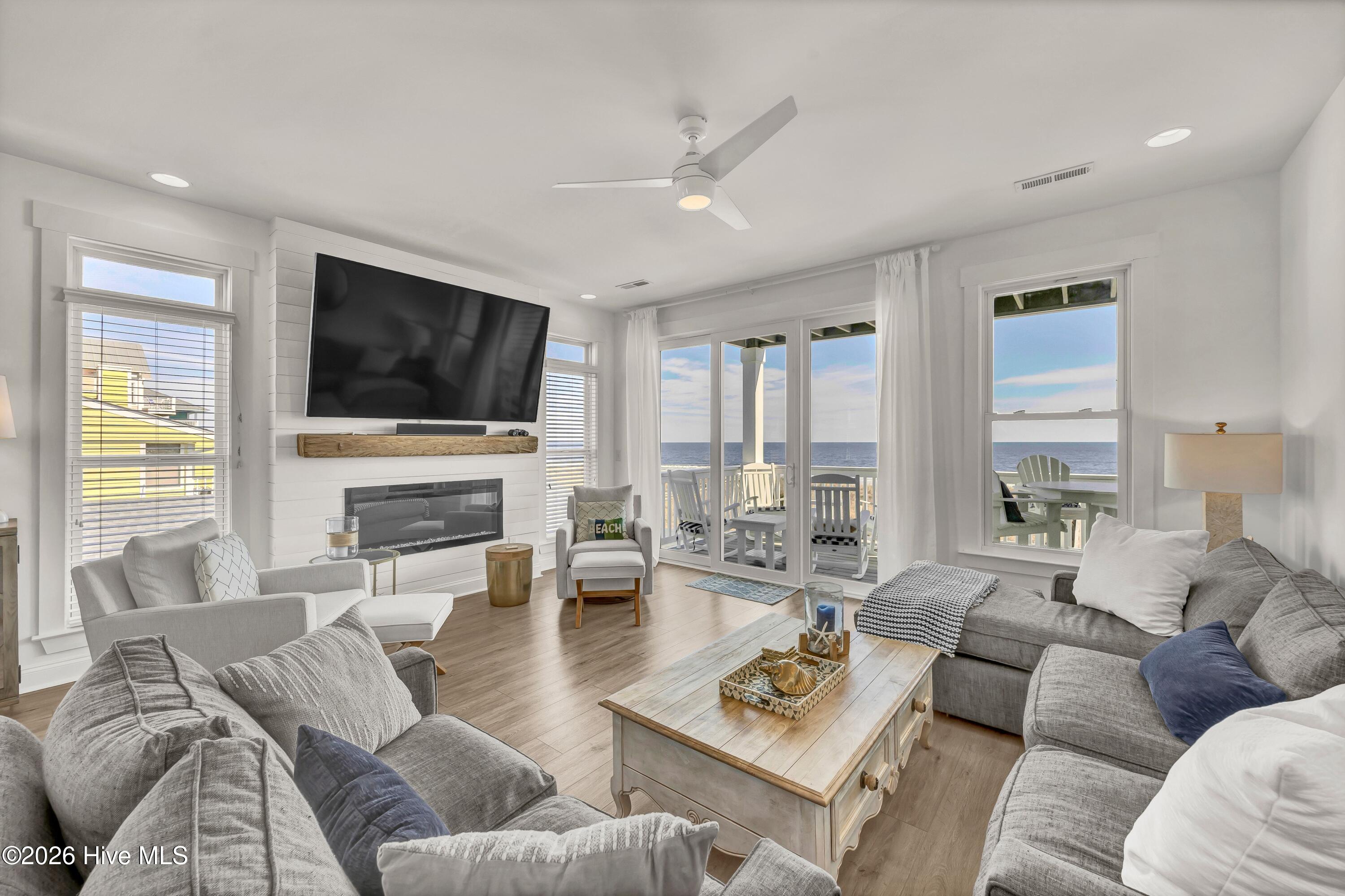 810 N Carolina Beach Avenue N UNIT 1, Carolina Beach, NC, 28428