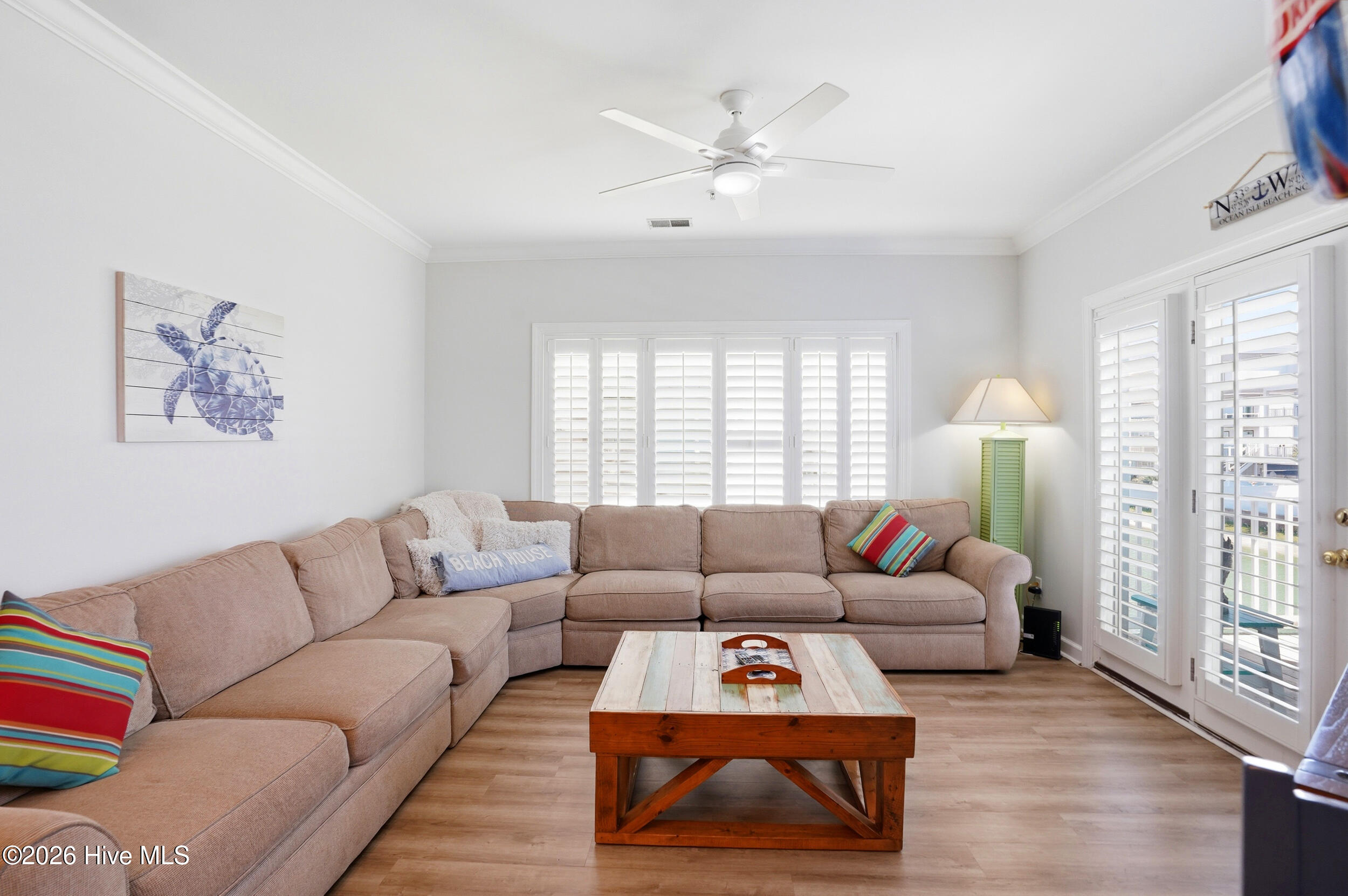 100567598 | Photo 12