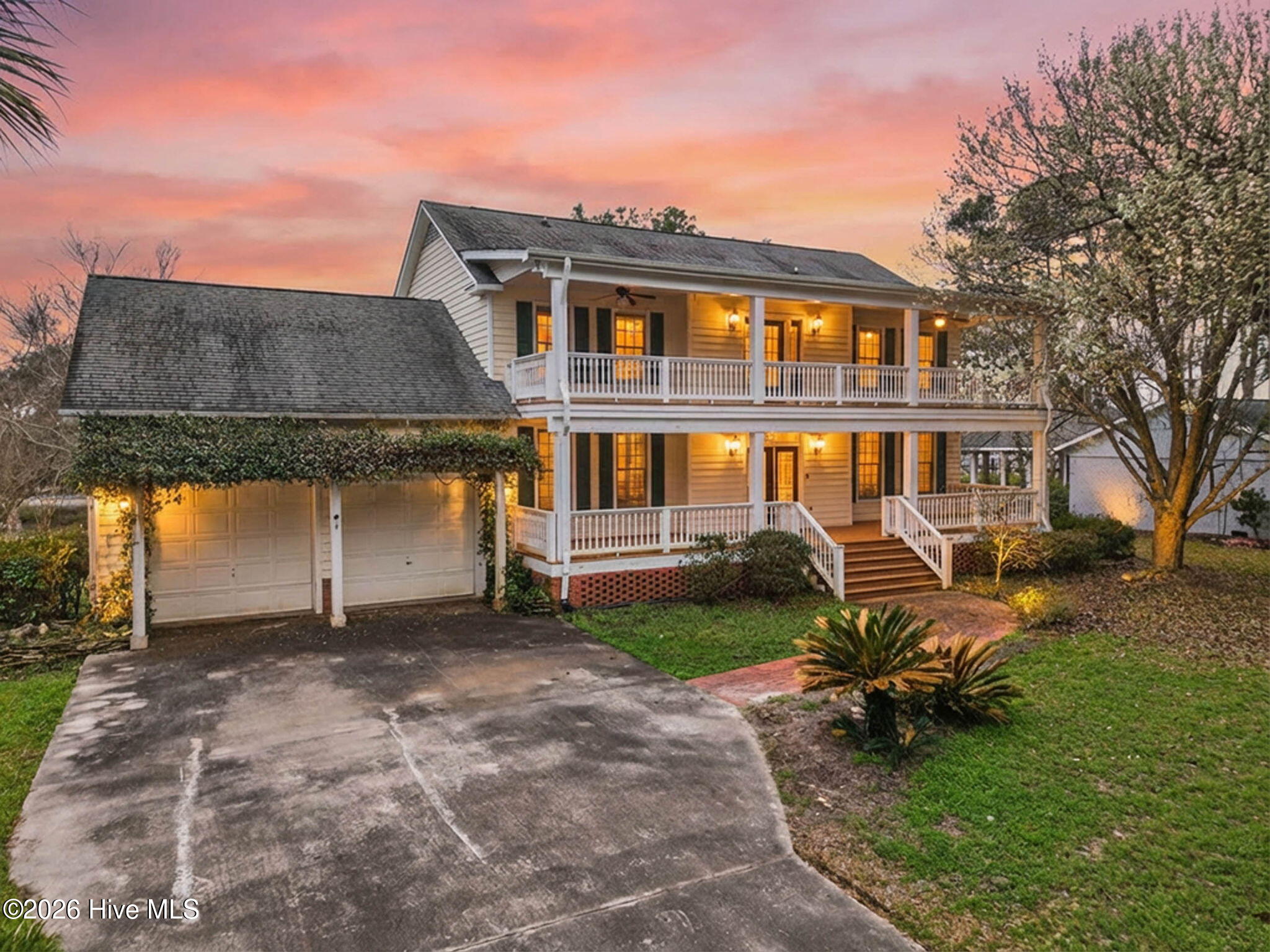 100559541 | Photo 38