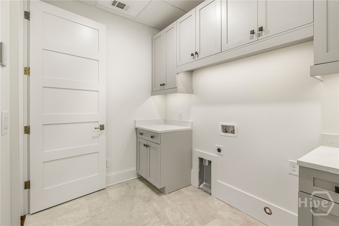 Spacious Laundry Room