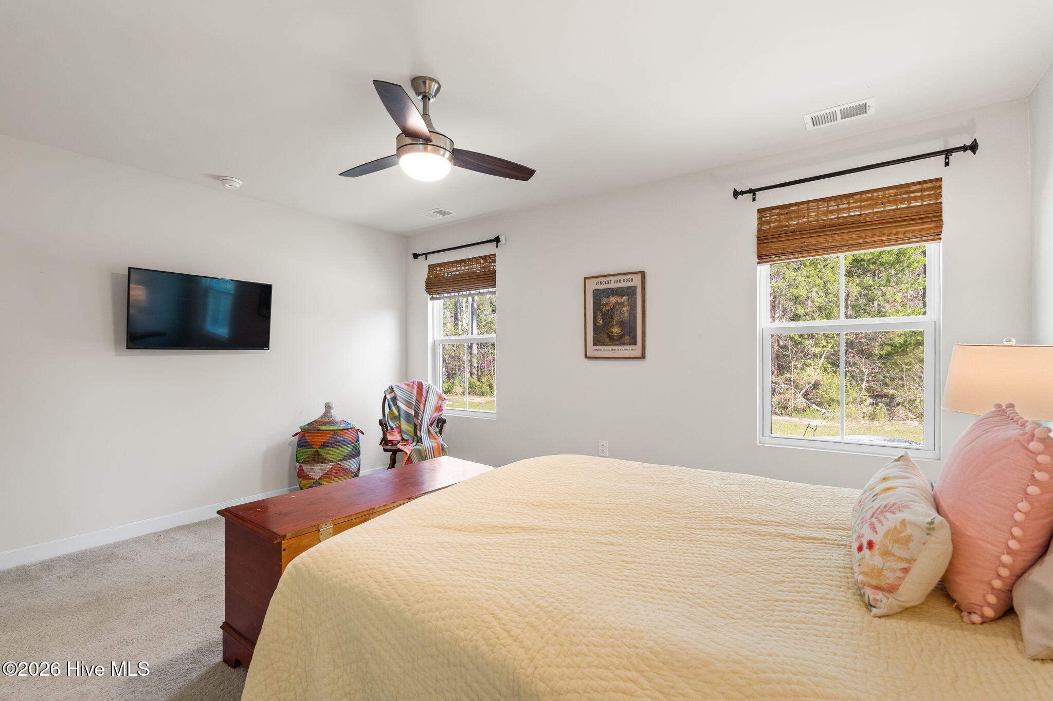 100564304 | Photo 13