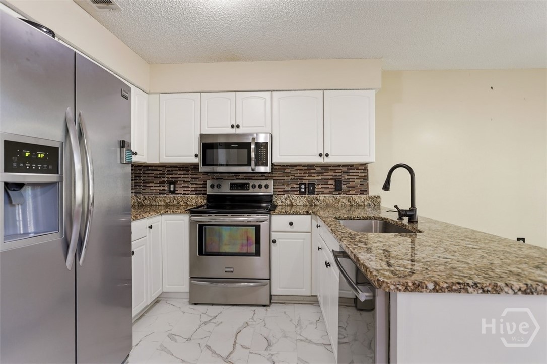14 Sandy Pond Court, Savannah, GA 31419 Listing Photo  10