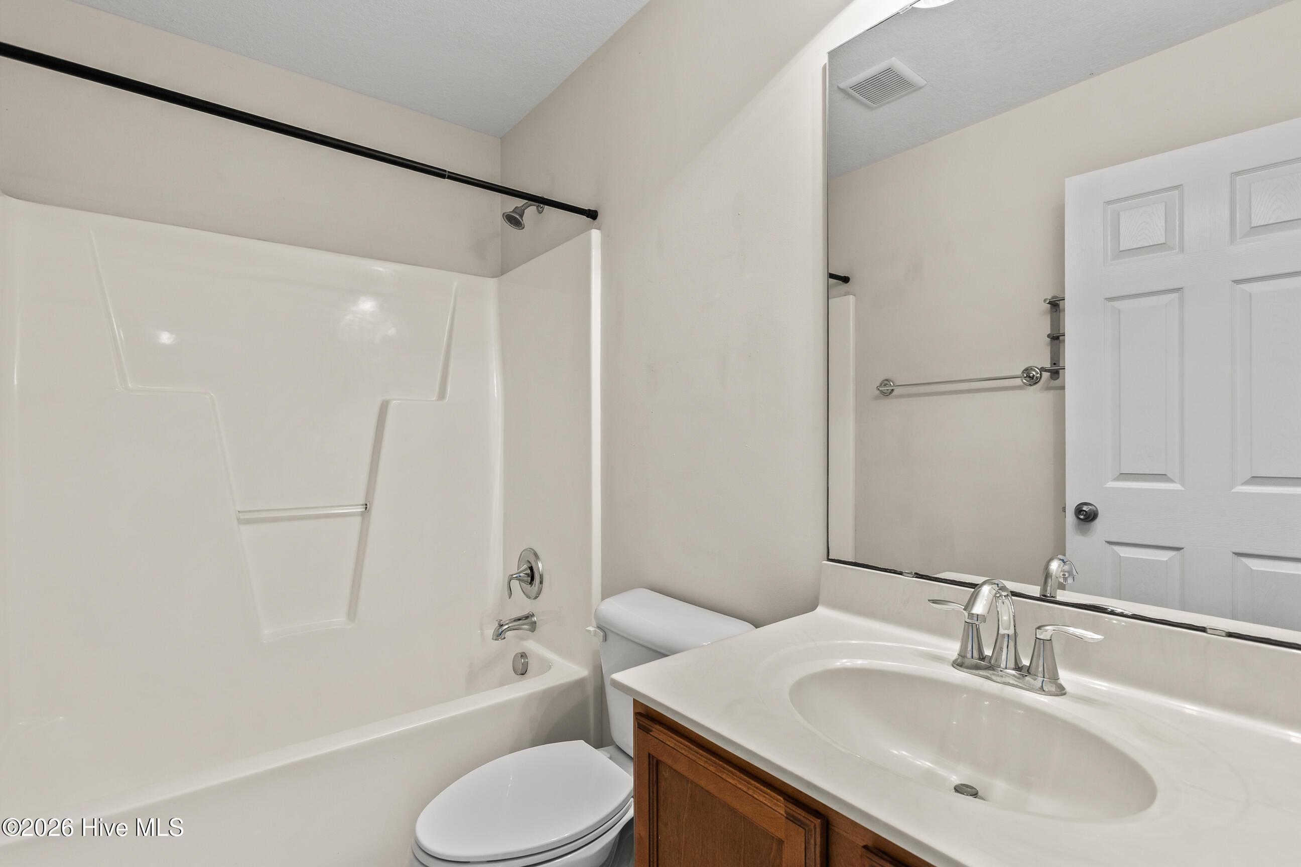 100561701 | Photo 31