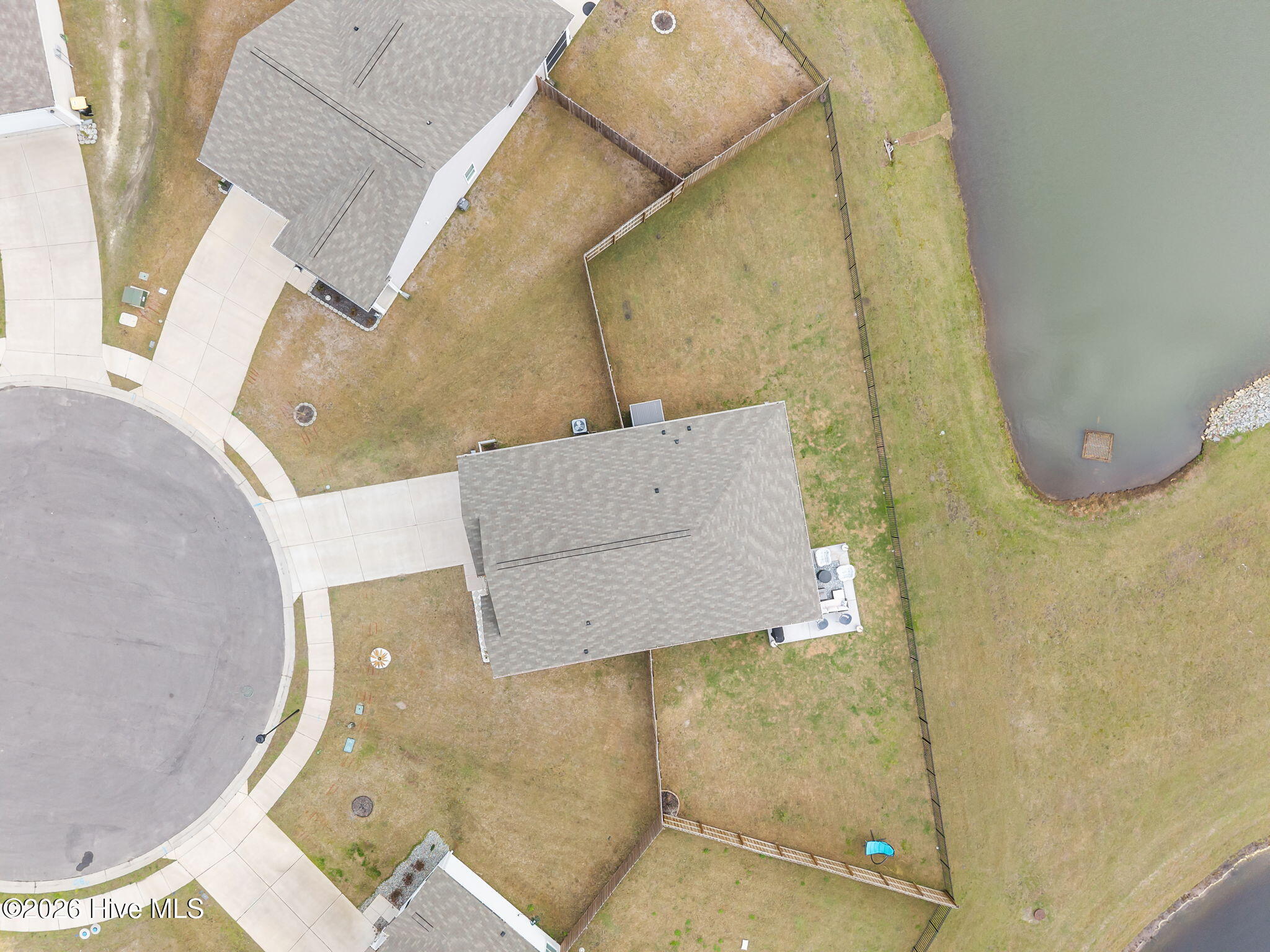 100558929 | Photo 52