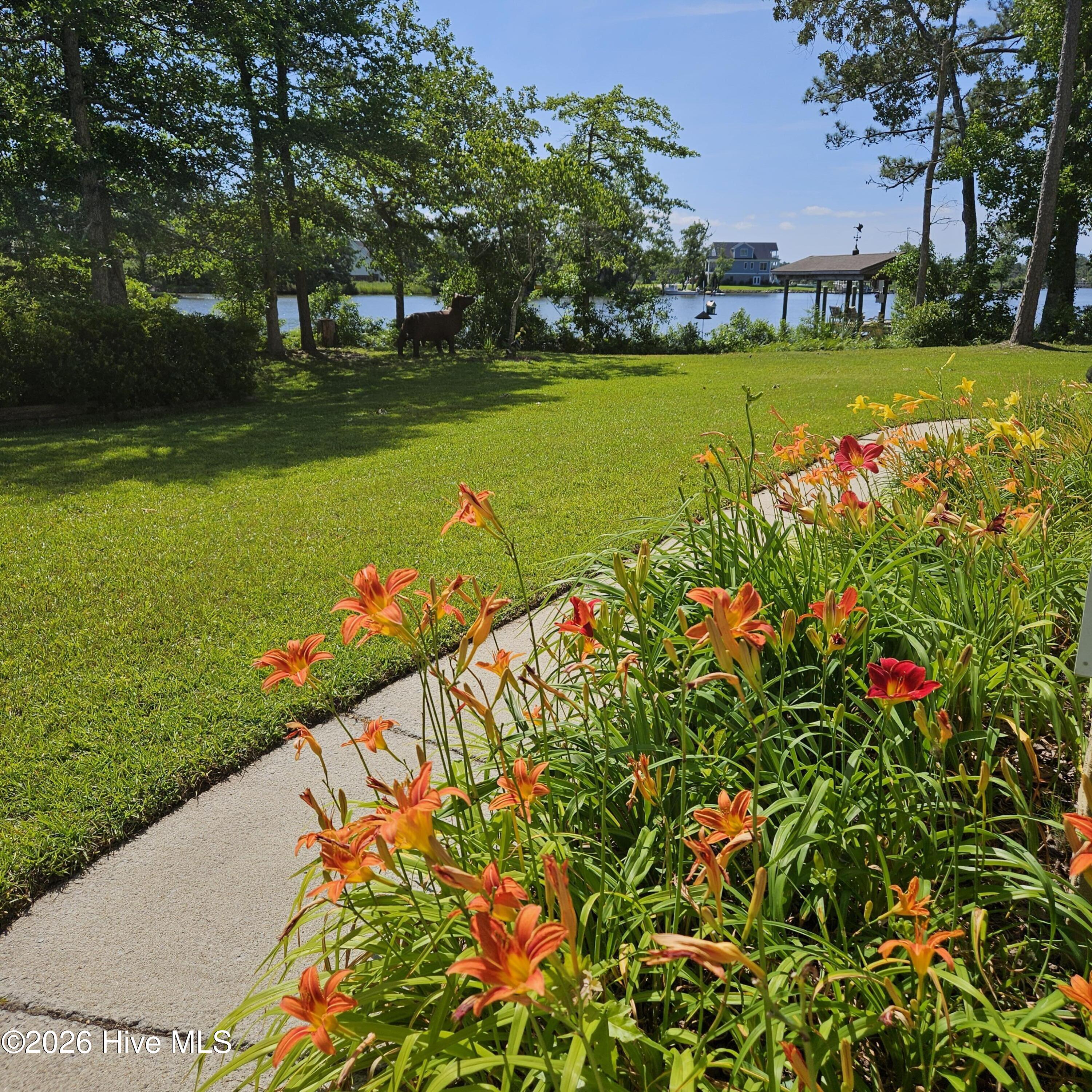 368 Winding Creek Drive,Oriental