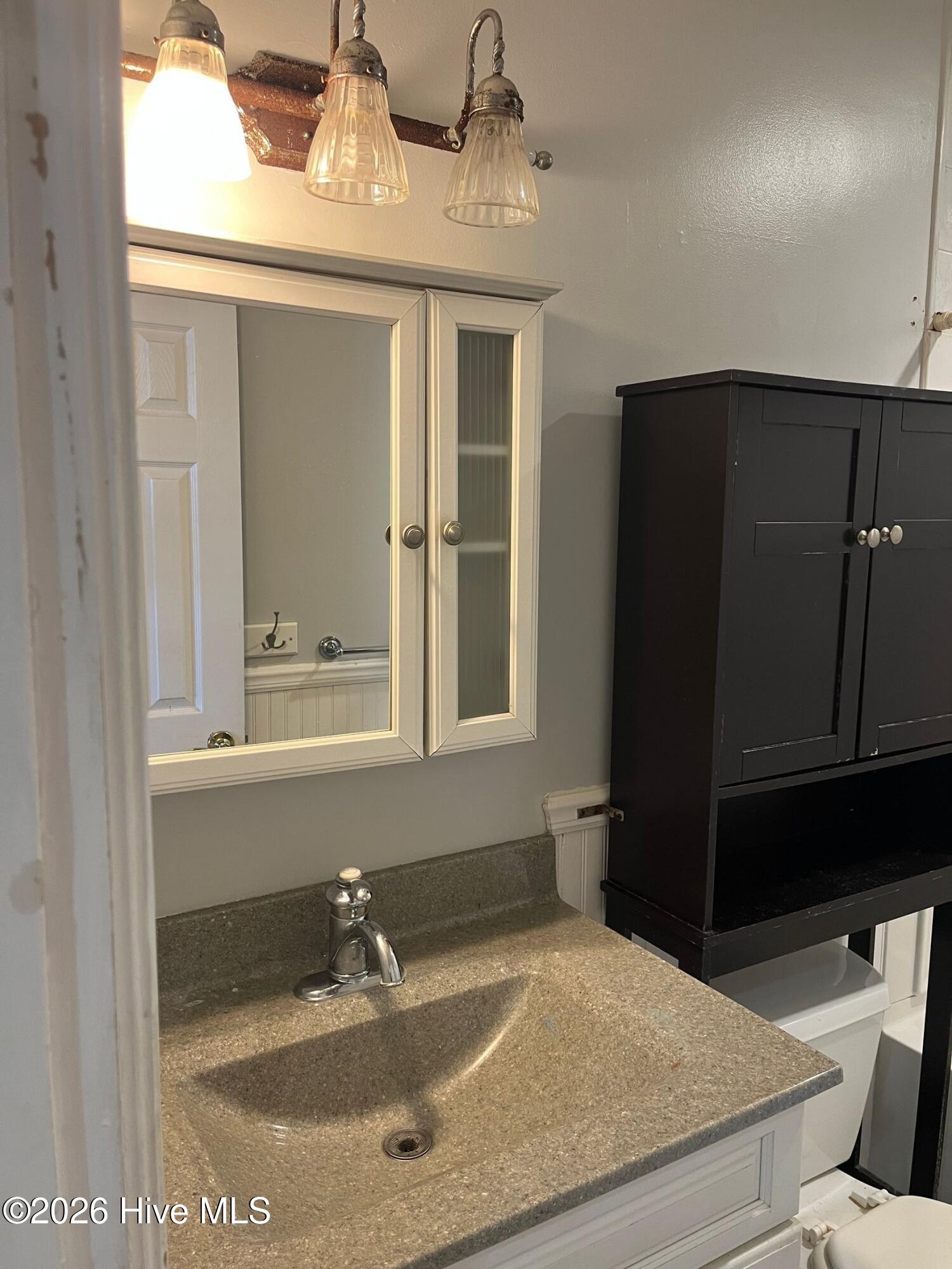 100569627 | Photo 19