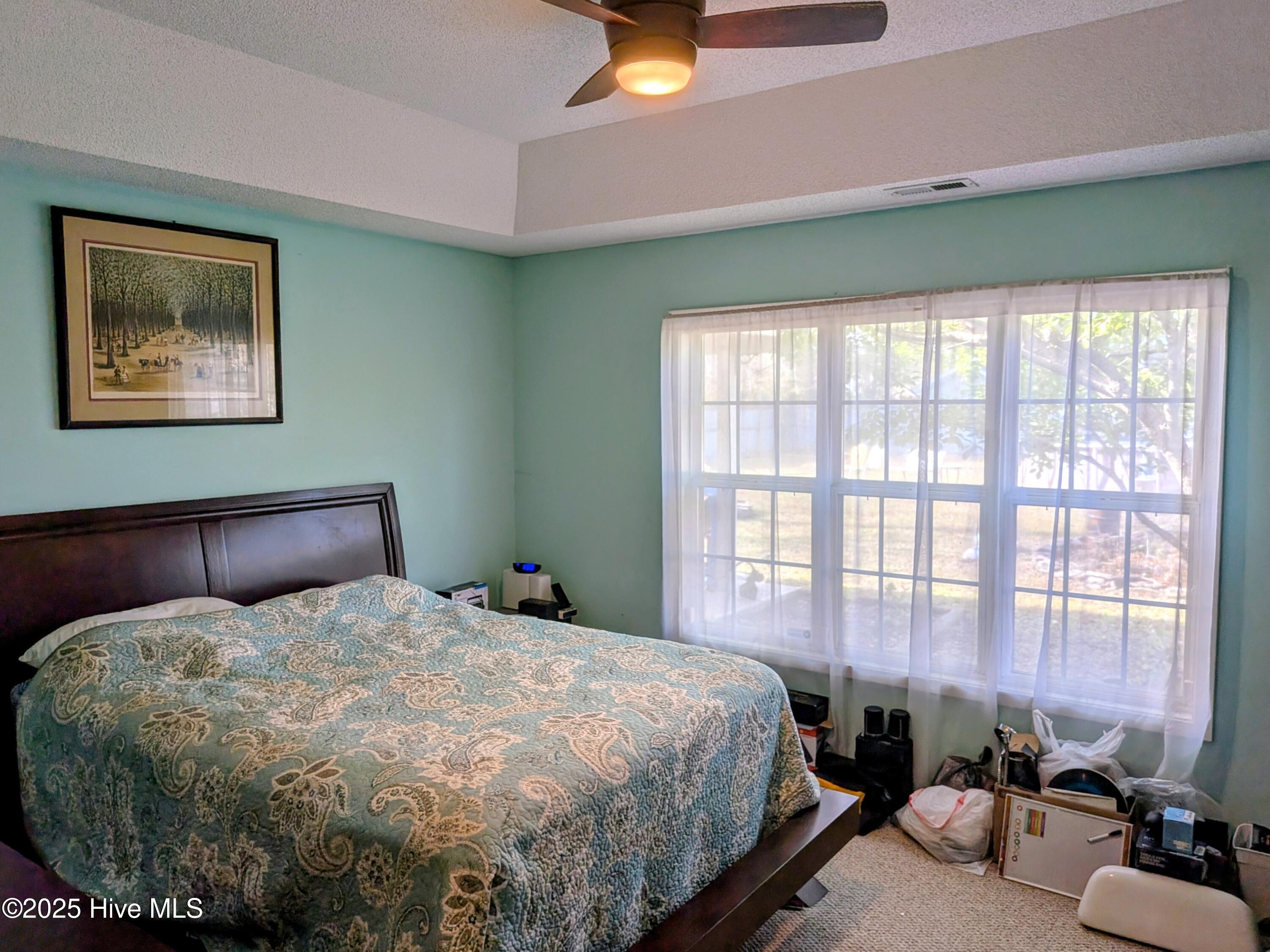 100540350 | Photo 13