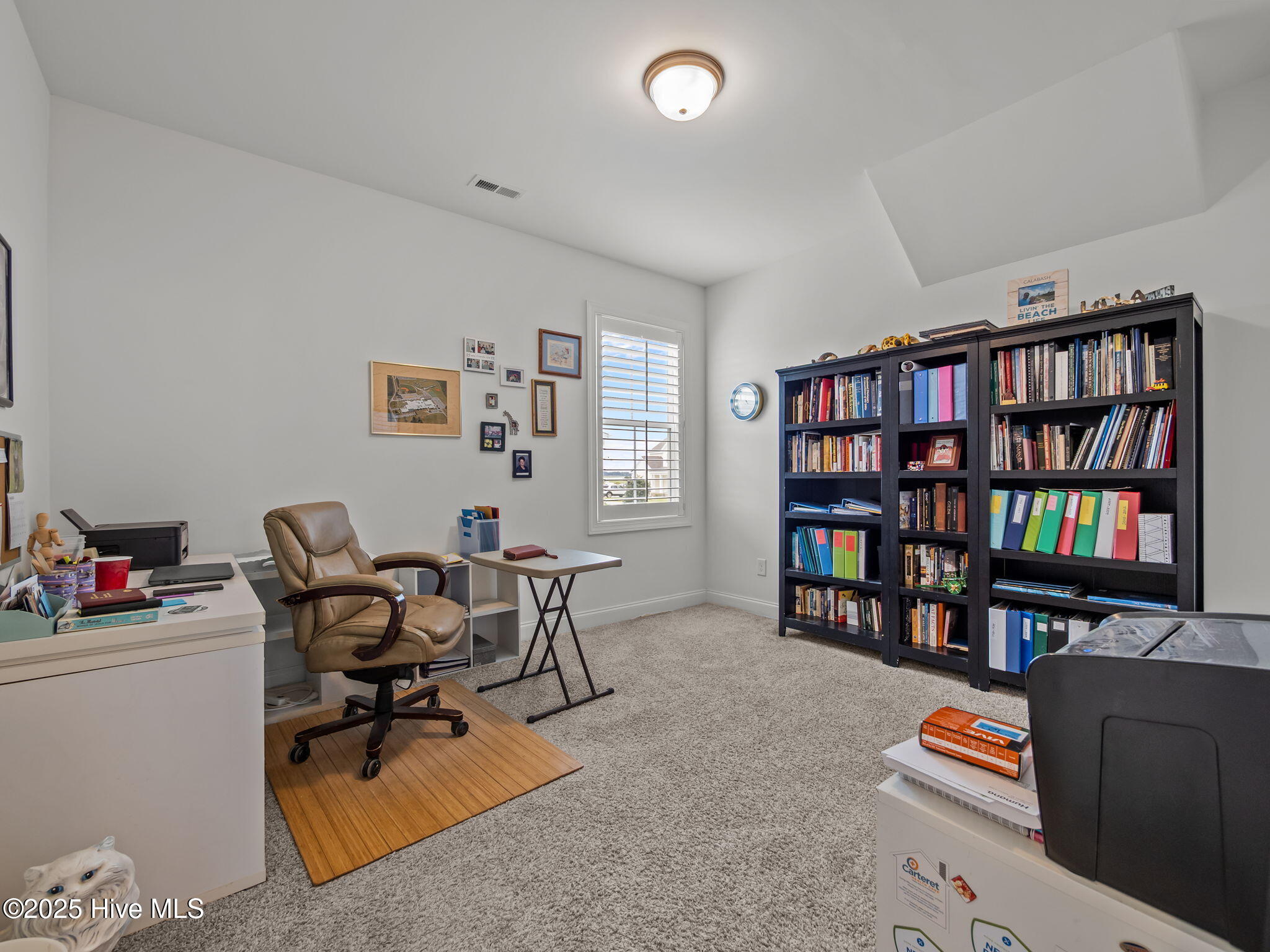 100528285 | Photo 23