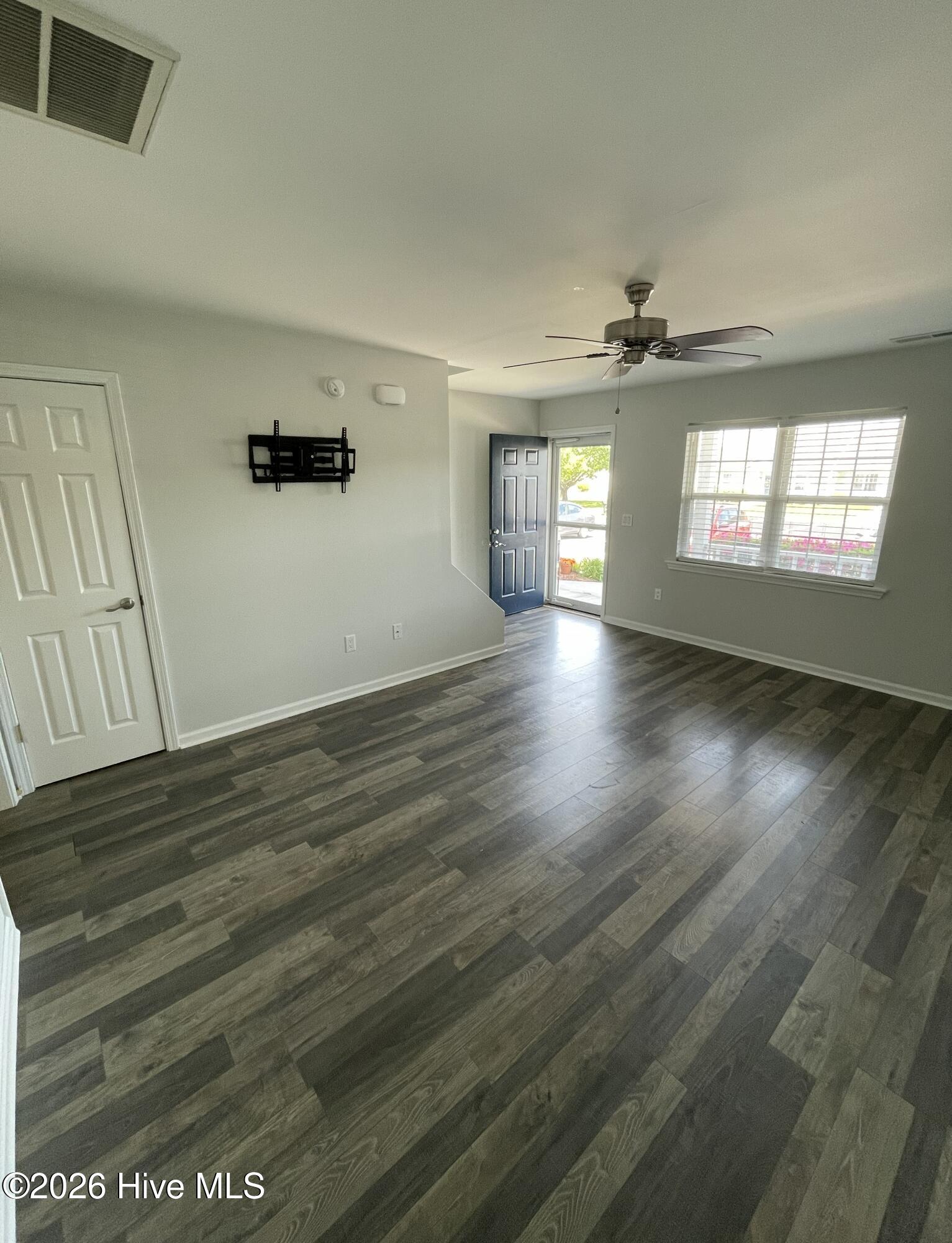 503 Courtyard W, Newport, NC, 28570