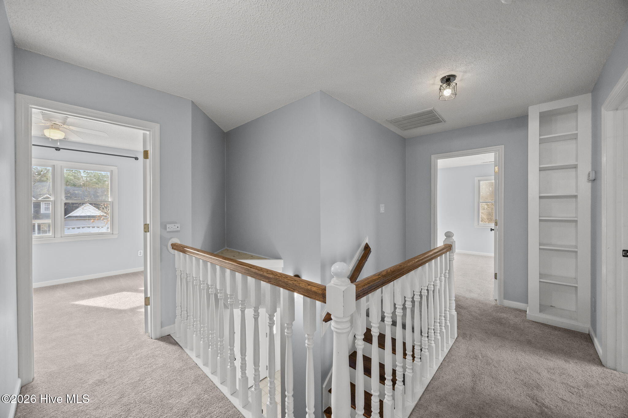 100552786 | Photo 20