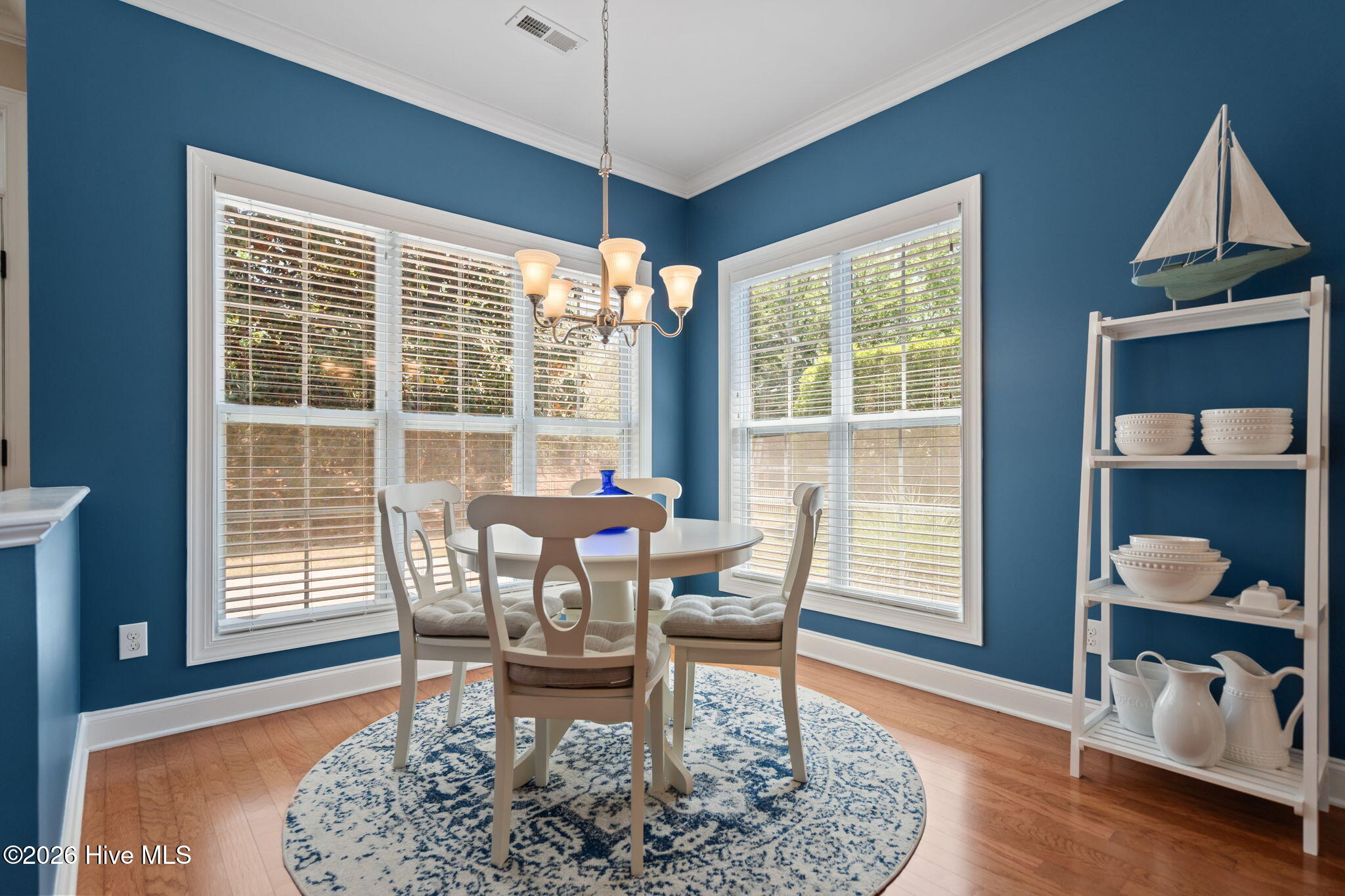 100568496 | Photo 14