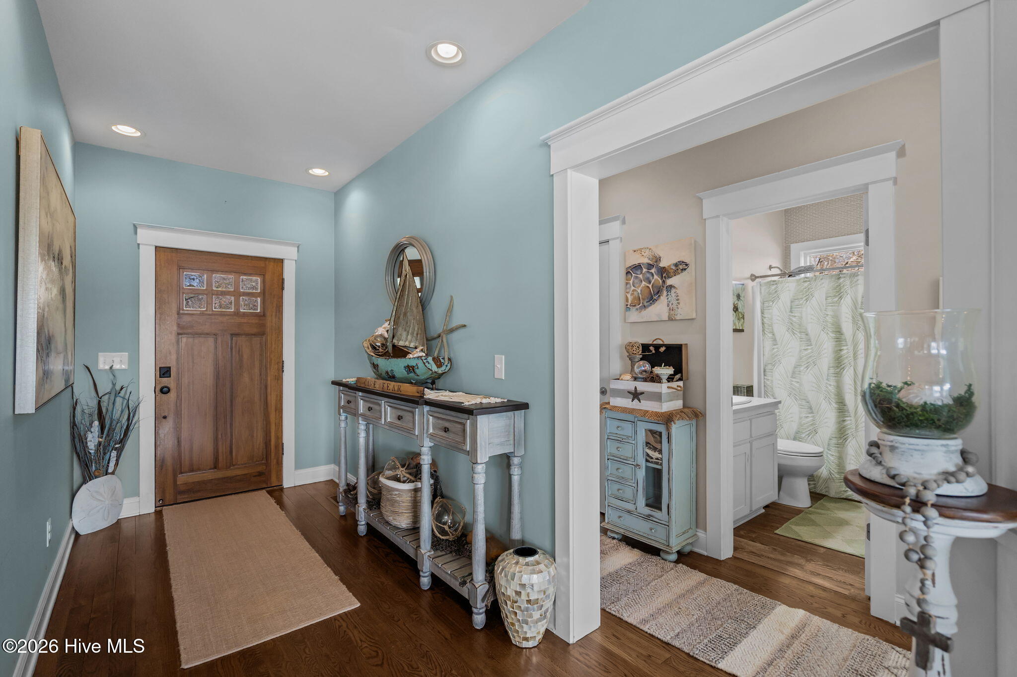 100555800 | Photo 27