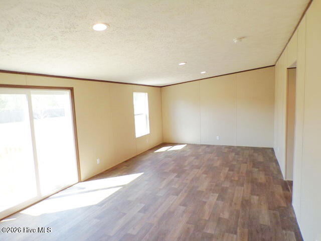 100567218 | Photo 12