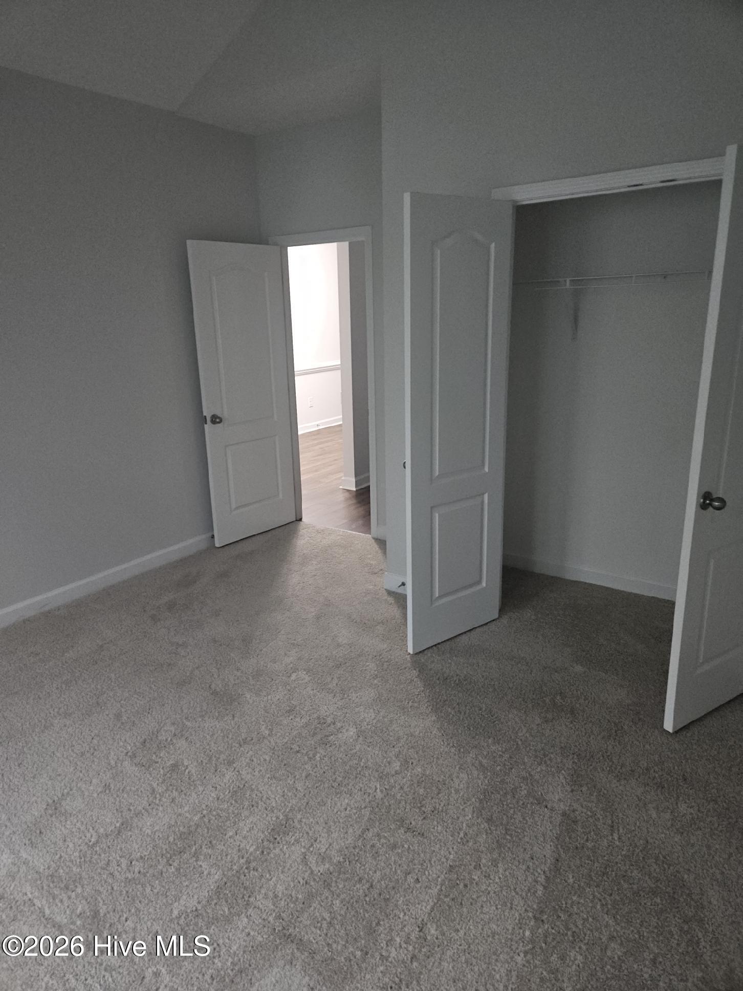 100563283 | Photo 29