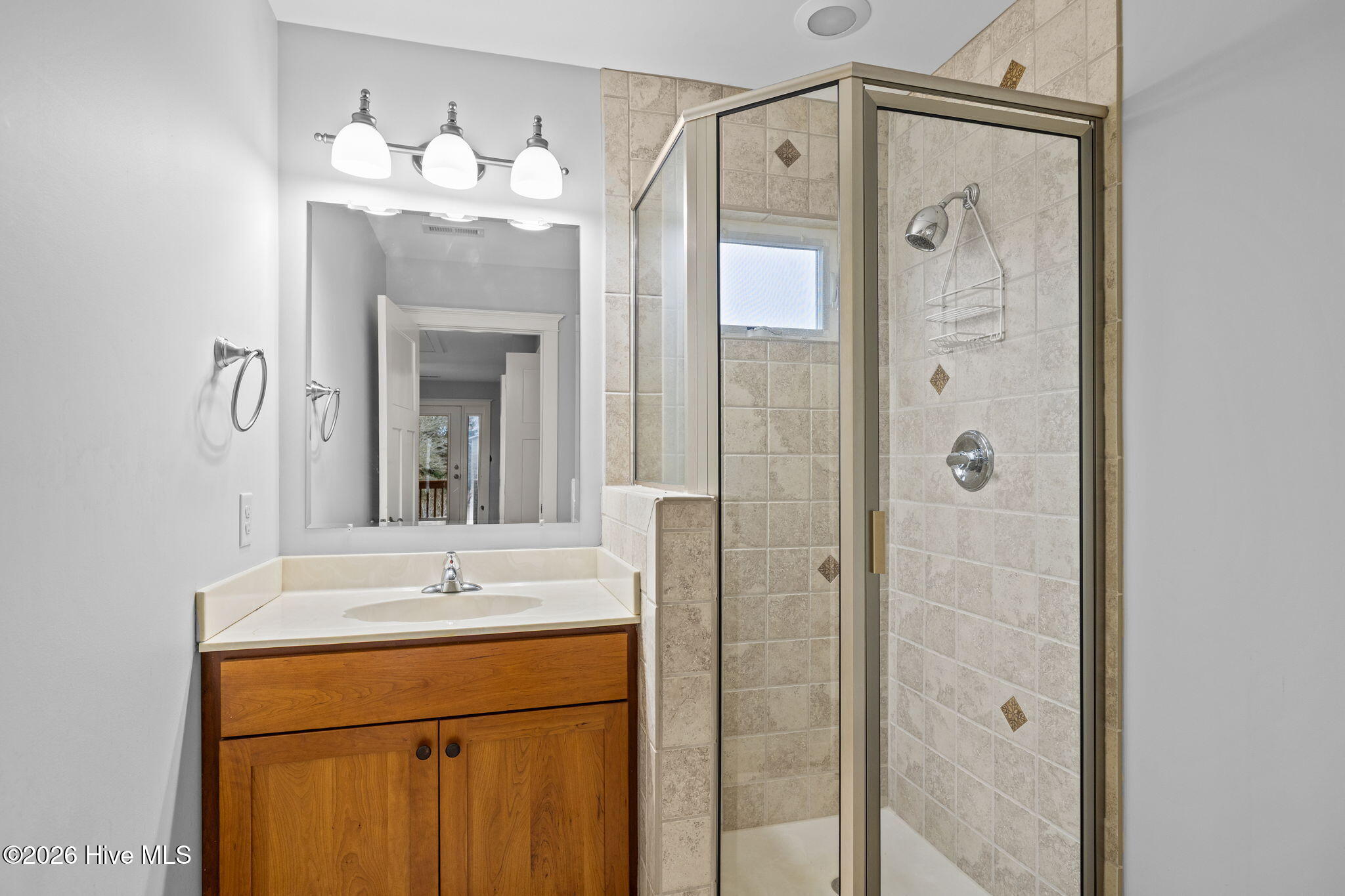 100553513 | Photo 17