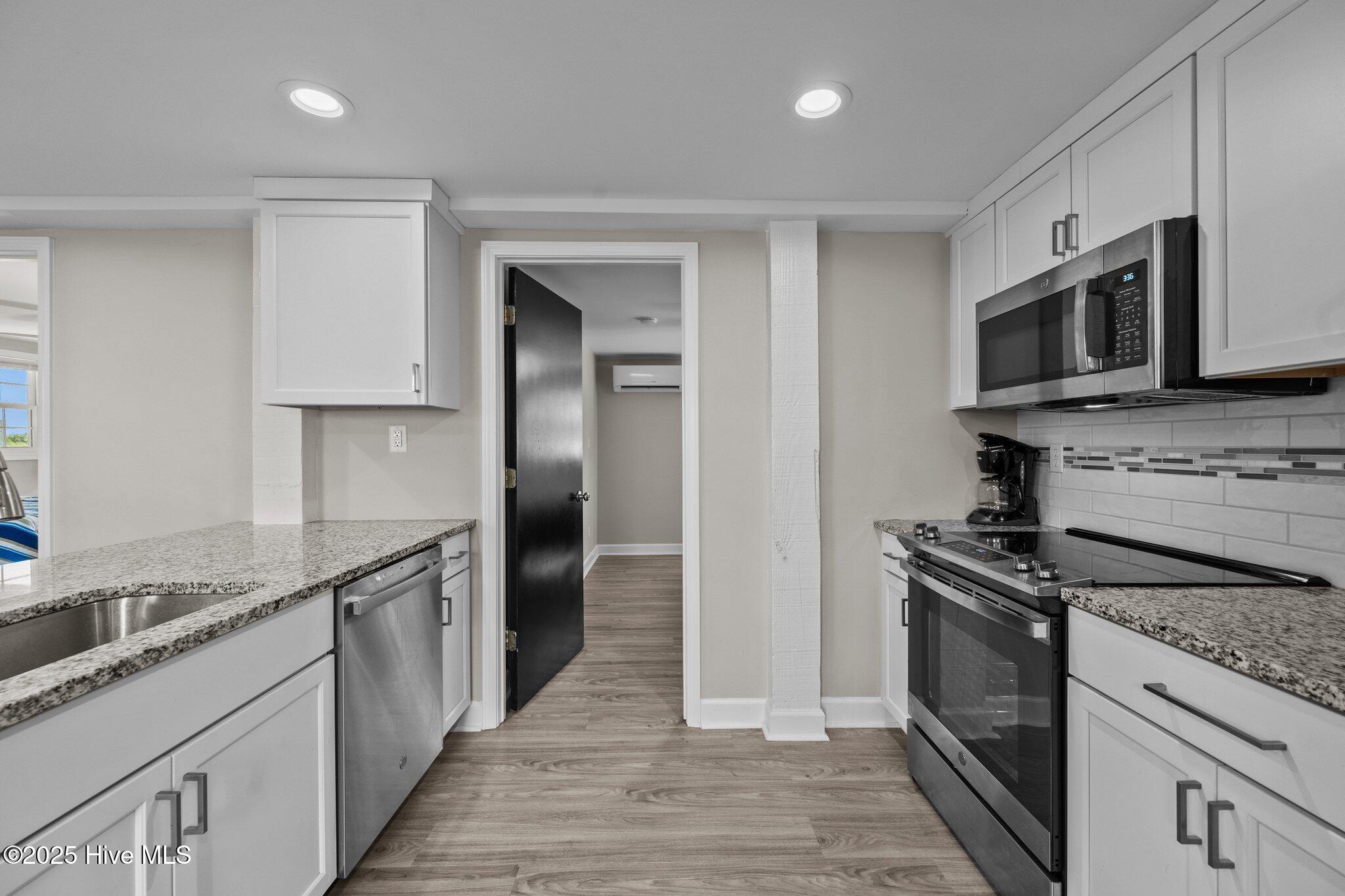 100501039 | Photo 23